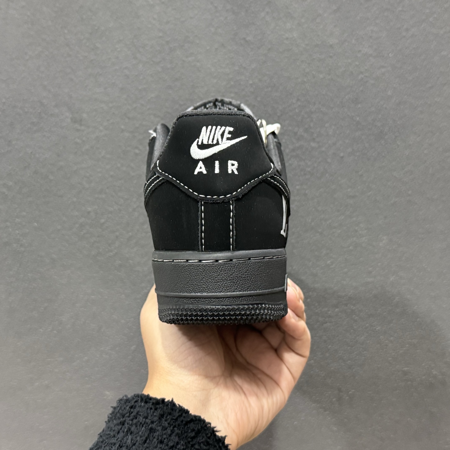 NIke Air Force 1 '07 Low “LV联名——灰黑印花”空军一号 低帮 运动鞋 XL1979-126 NIke Air Force 1 '07 Low “LV联名——灰黑印花”空军一号 低帮 运动鞋 XL1979-126