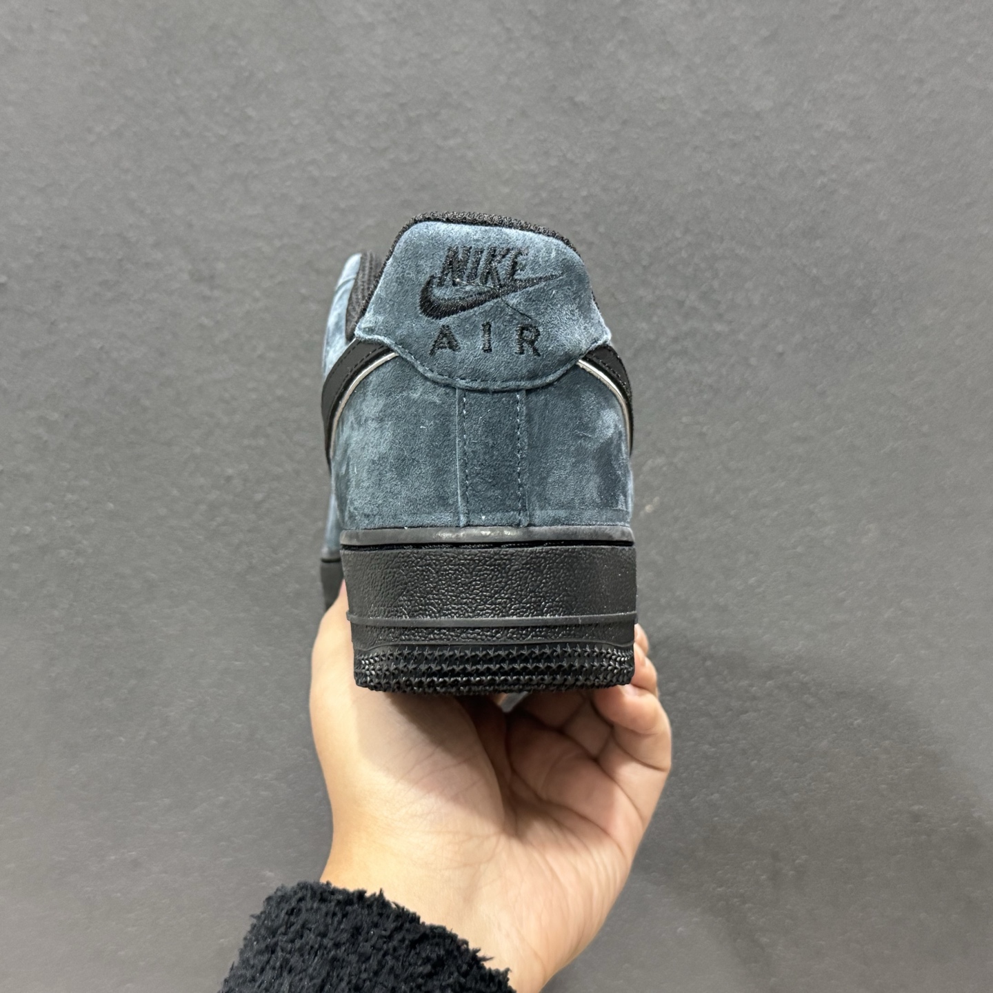 爆款定制 Nike Air Force 1 07 Low “深蓝黑”全麂皮 秋冬 空军一号低帮休闲板鞋 ZH0316-157