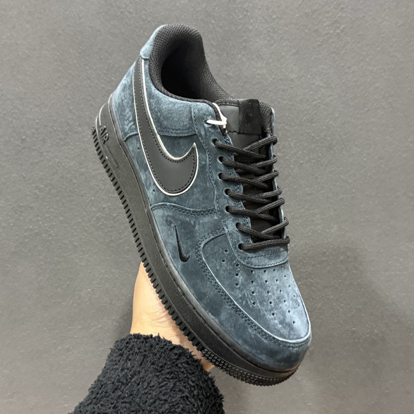 爆款定制 Nike Air Force 1 07 Low “深蓝黑”全麂皮 秋冬 空军一号低帮休闲板鞋 ZH0316-157