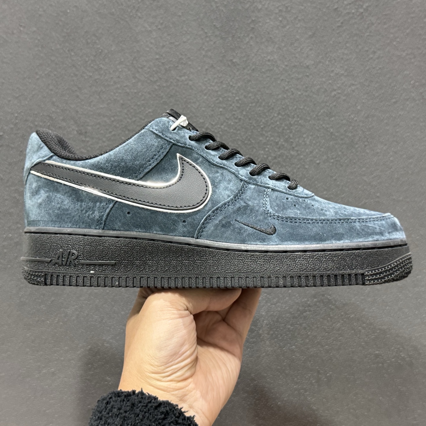 爆款定制 Nike Air Force 1 07 Low “深蓝黑”全麂皮 秋冬 空军一号低帮休闲板鞋 ZH0316-157