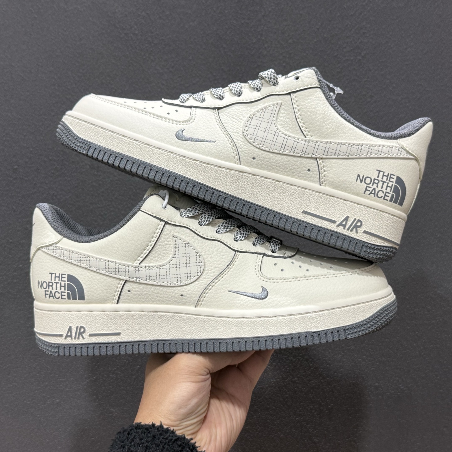 260 NIke Air Force 1 '07 Low “北面联名-米灰网格”空军一号 JP8028-058