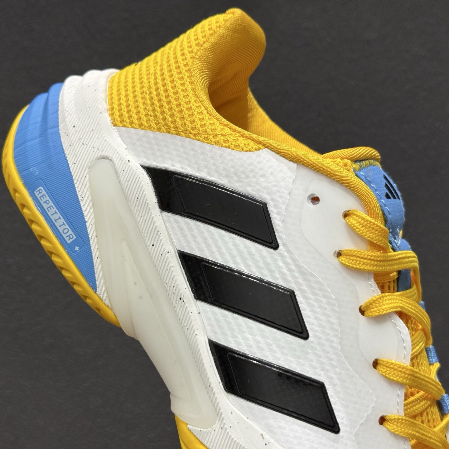 Adidas阿迪达斯男子网球鞋Barricade 13 M 这款ADIDBARRICADE 13网球运动鞋 IF0465-132 Adidas阿迪达斯男子网球鞋Barricade 13 M 这款ADIDBARRICADE 13网球运动鞋 IF0465-132