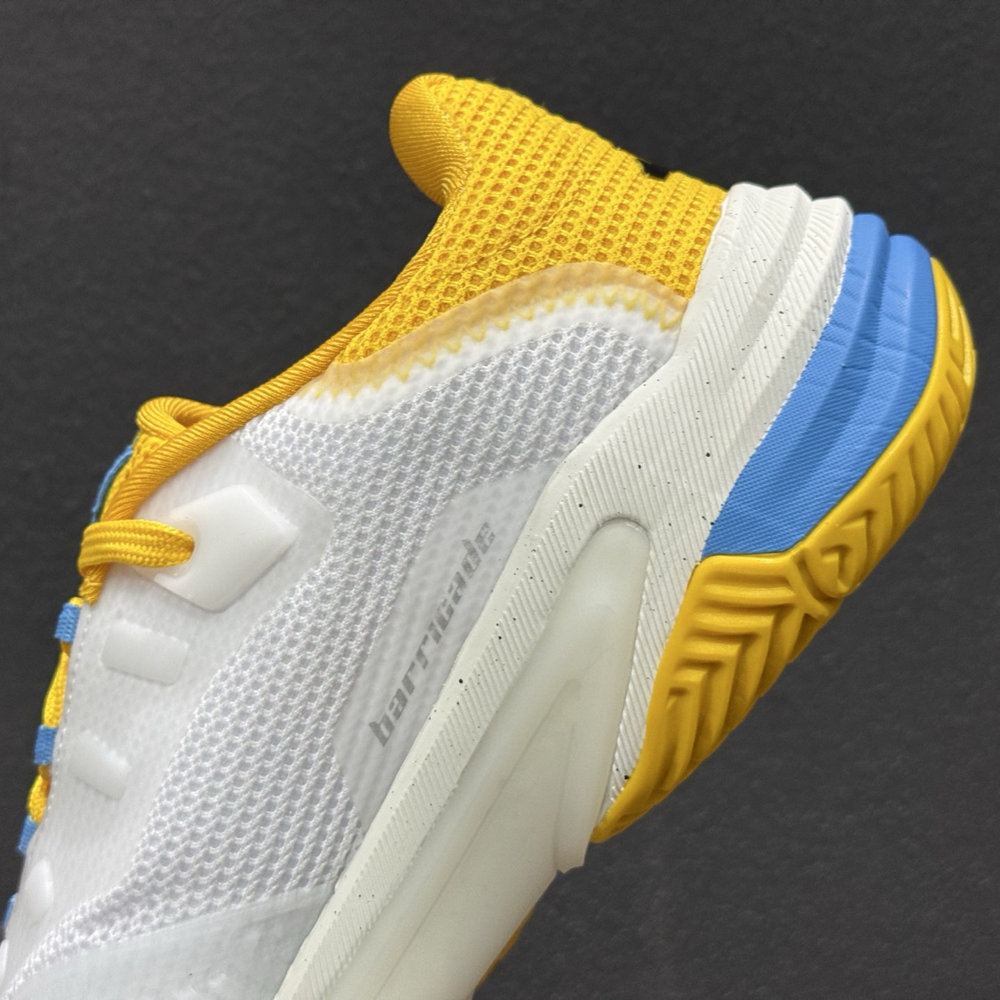 Adidas阿迪达斯男子网球鞋Barricade 13 M 这款ADIDBARRICADE 13网球运动鞋 IF0465-132 Adidas阿迪达斯男子网球鞋Barricade 13 M 这款ADIDBARRICADE 13网球运动鞋 IF0465-132