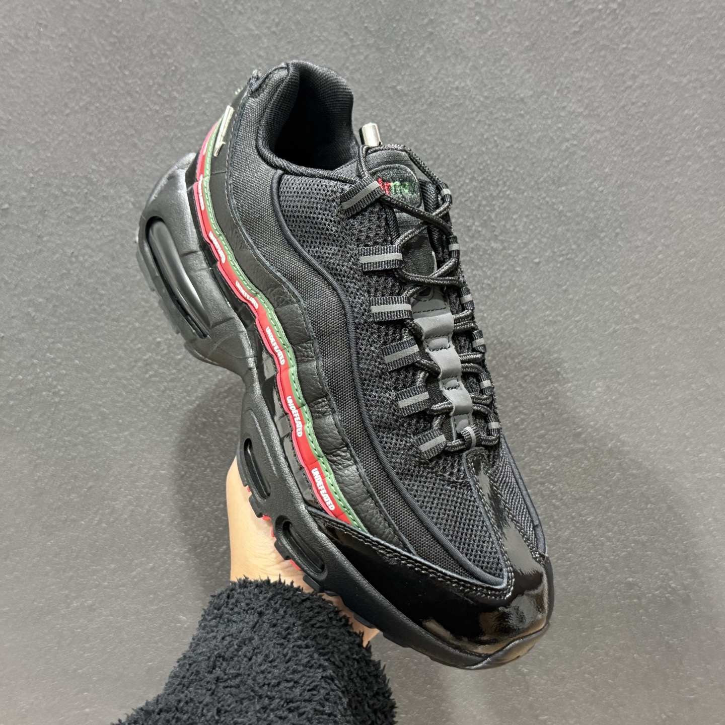 外贸超人气顶流单品 纯原版 UNDEFEATED x NK Air Max 95 ” Black ” 五道杠联名款低帮休闲运动鞋 IB4453-001