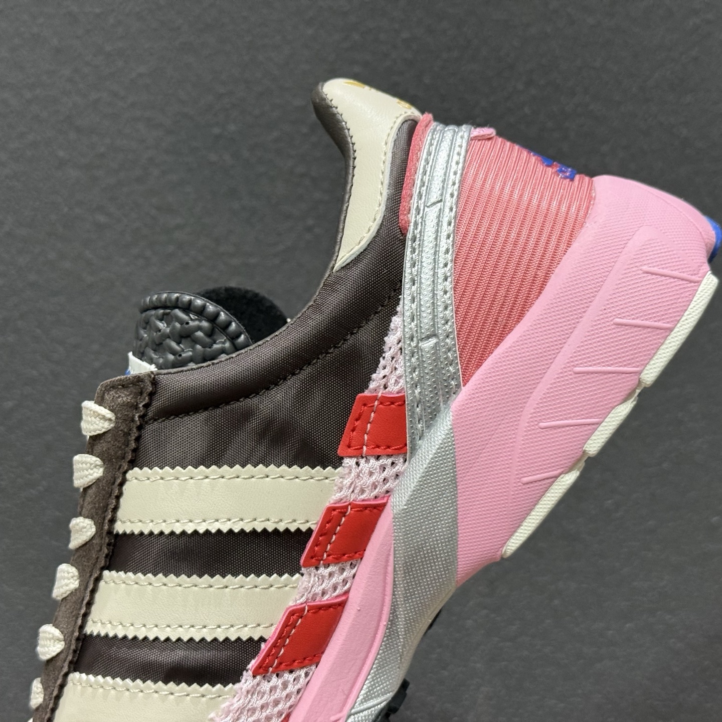 AdidBad Bunny Adizero SL 72 阿迪达斯 三叶草复古休闲跑步鞋休闲运动鞋 JP5997-251 AdidBad Bunny Adizero SL 72 阿迪达斯 三叶草复古休闲跑步鞋休闲运动鞋 JP5997-251