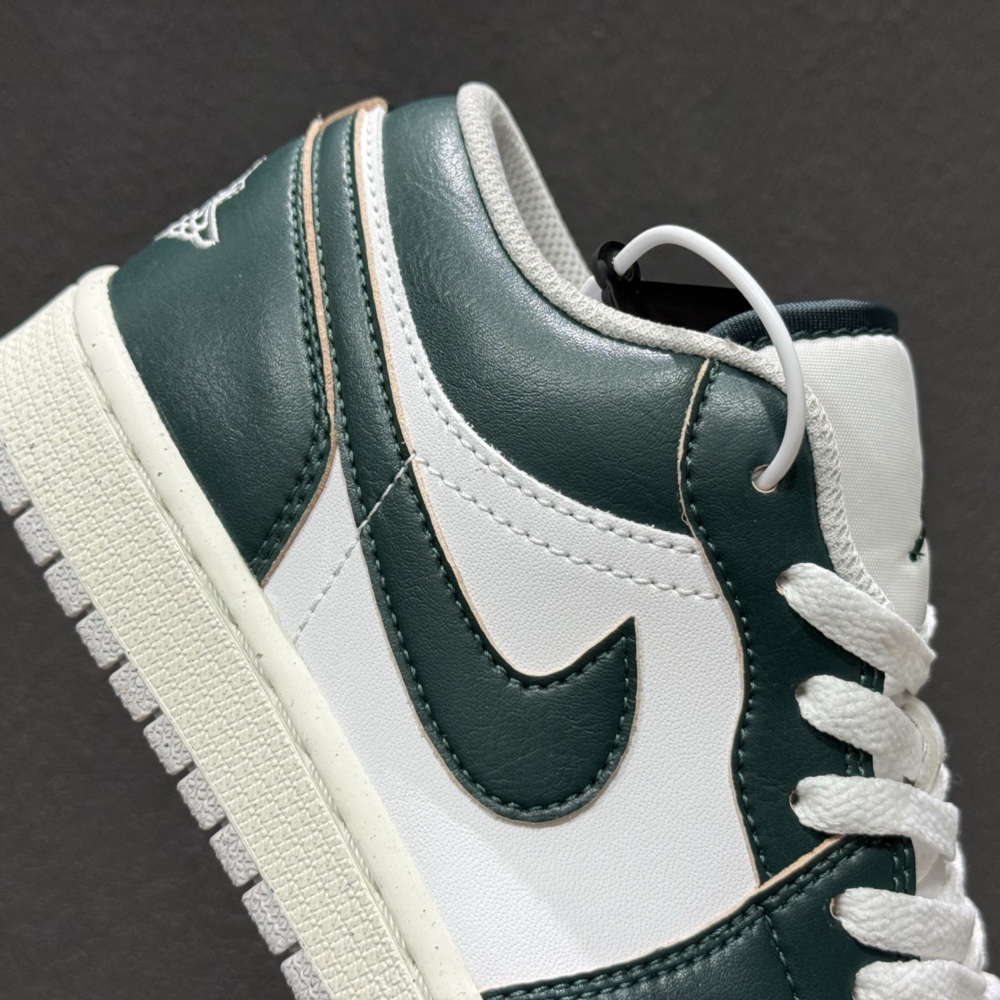 顶级版本 Nike AIR JORDAN 1 LOW SE “ 市场最强团队呕心沥血重资打造完美售后高品质 FQ7687-300 顶级版本 Nike AIR JORDAN 1 LOW SE “ 市场最强团队呕心沥血重资打造完美售后高品质 FQ7687-300