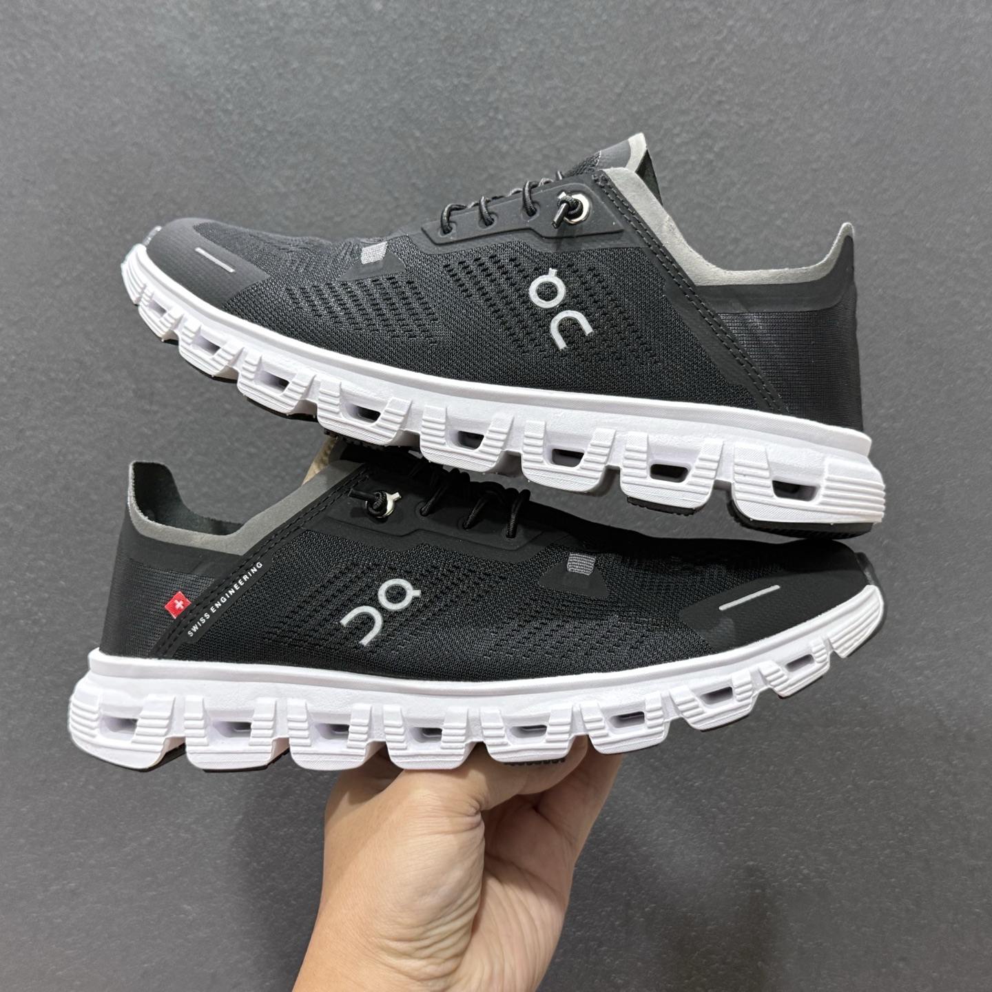 LOEWE x Cloudtilt 2.0 昂跑罗意威联名 圆头系带生活休闲鞋