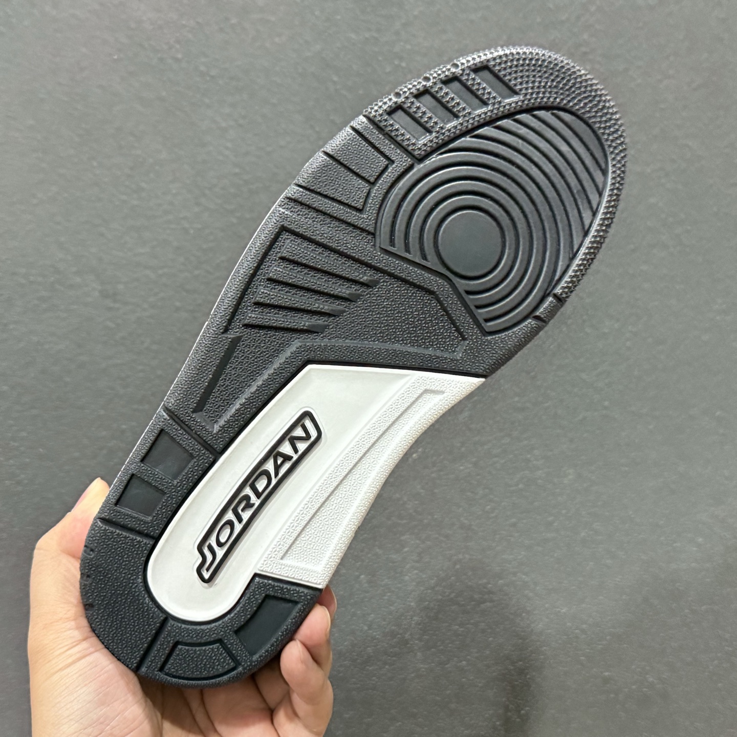 Air Jordan Legacy 312 Low 黑白色 CD7069-020 Air Jordan Legacy 312 Low 黑白色 CD7069-020