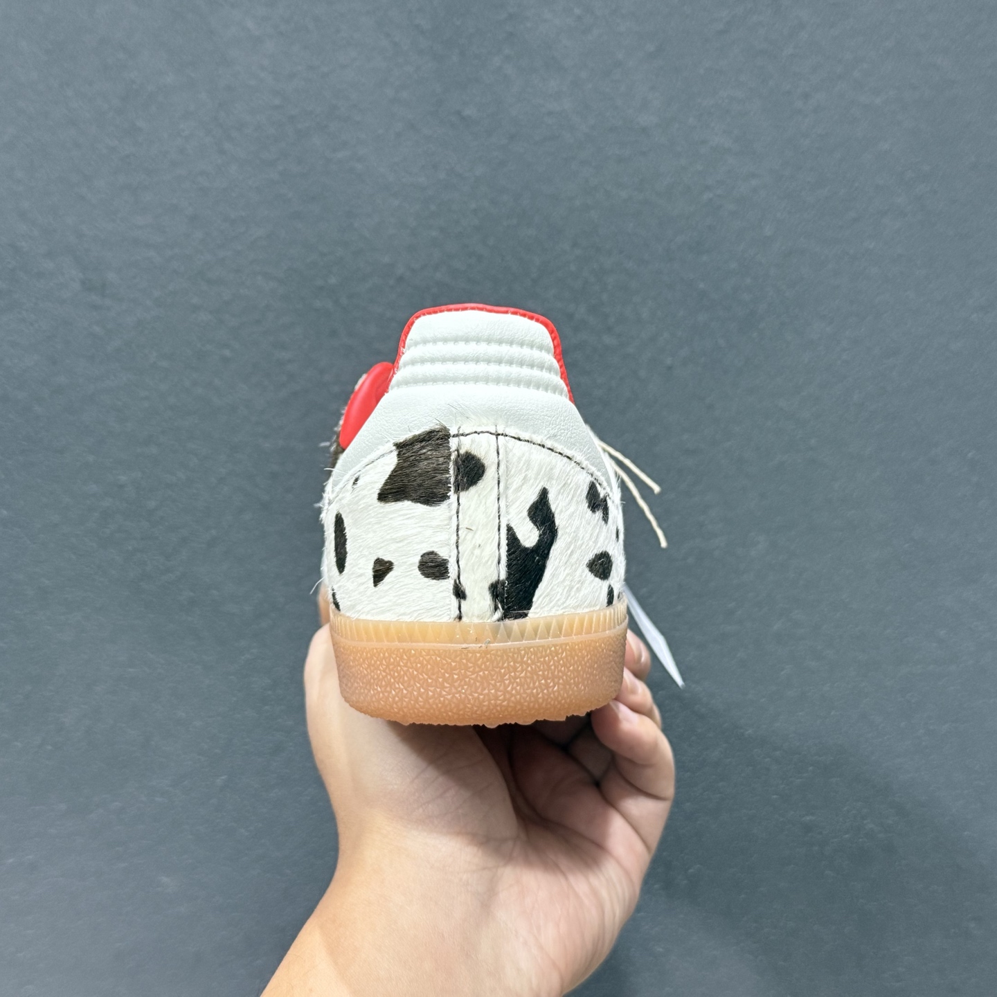 AdidSAMBA W 三叶草休闲防滑耐磨低帮板鞋 KI6956