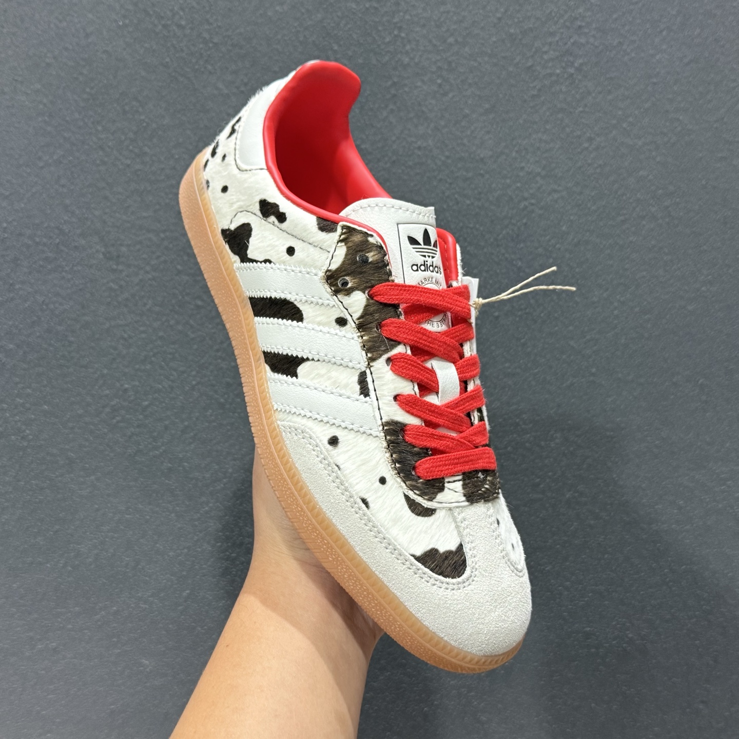 AdidSAMBA W 三叶草休闲防滑耐磨低帮板鞋 KI6956