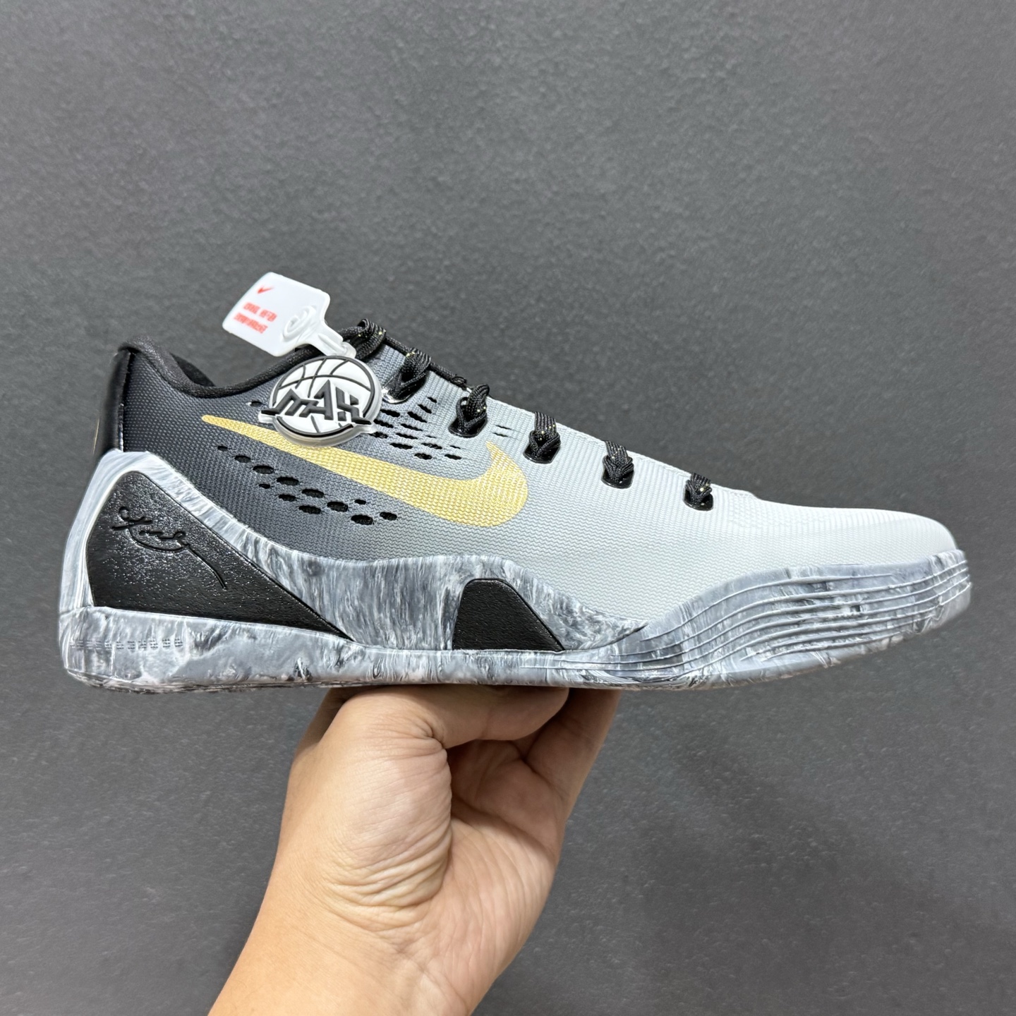 NK Kobe 9 Low Protro EM ”Mambacita” 灭世纯原 科比9代 GiGi黑白 FZ7333-002