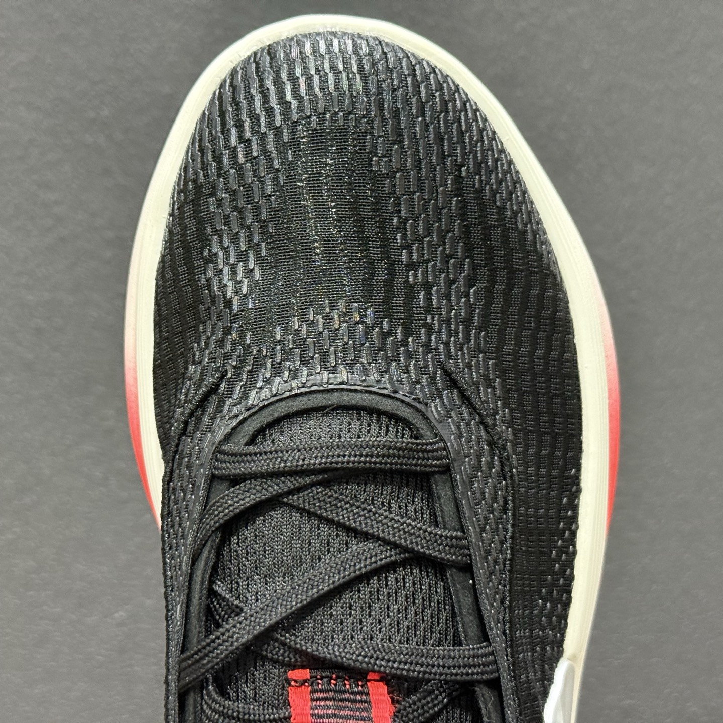 Nike Zoom VOMERO 耐克 舒适减震防滑 低帮跑步鞋 YC2661-003 Nike Zoom VOMERO 耐克 舒适减震防滑 低帮跑步鞋 YC2661-003