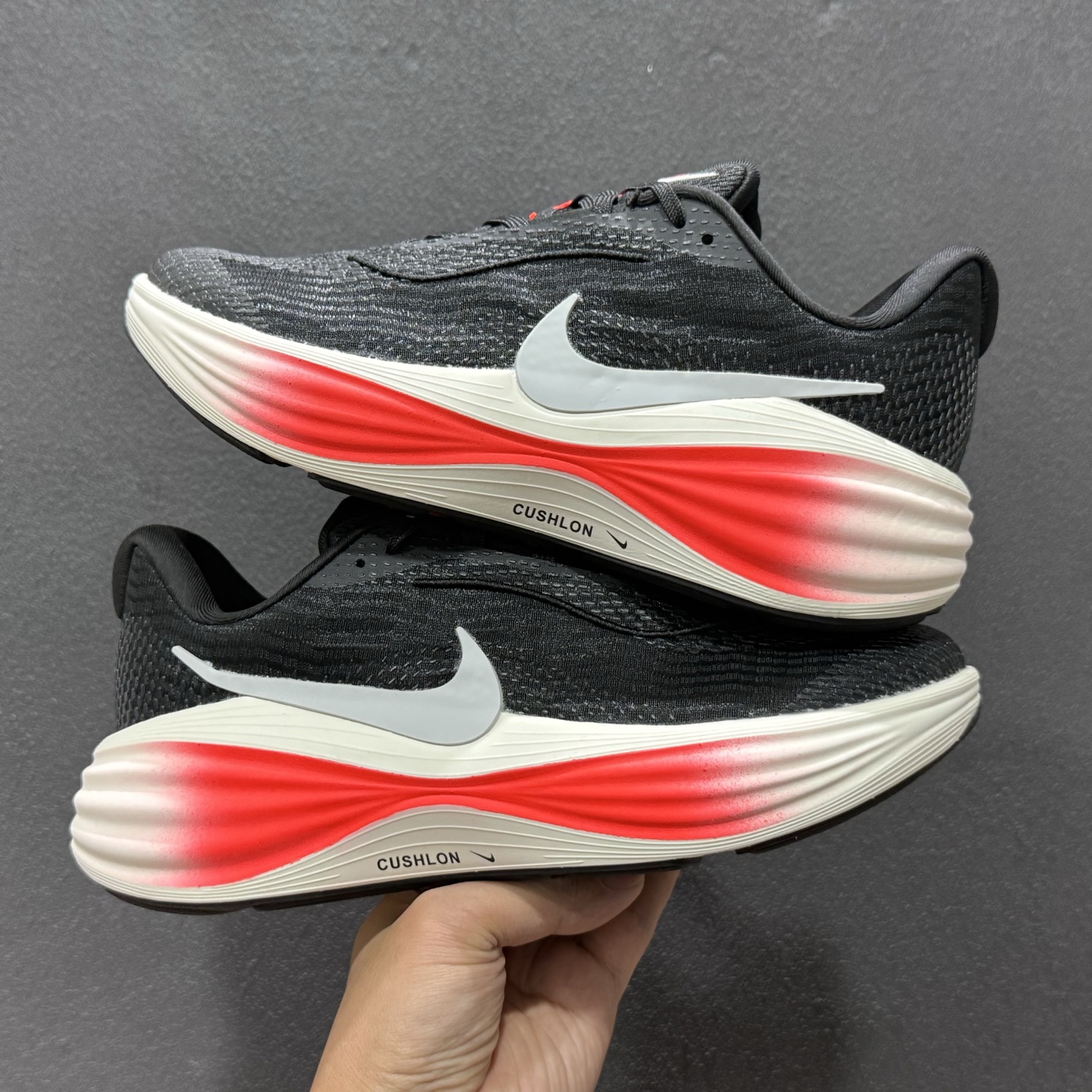 Nike Zoom VOMERO 耐克 舒适减震防滑 低帮跑步鞋 YC2661-003 Nike Zoom VOMERO 耐克 舒适减震防滑 低帮跑步鞋 YC2661-003