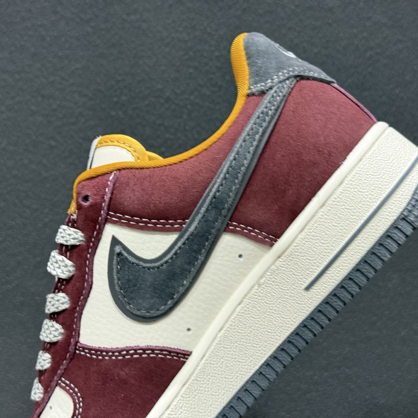 这双Nike Air Force 1 Low × The North Face联名款 SS1979-006