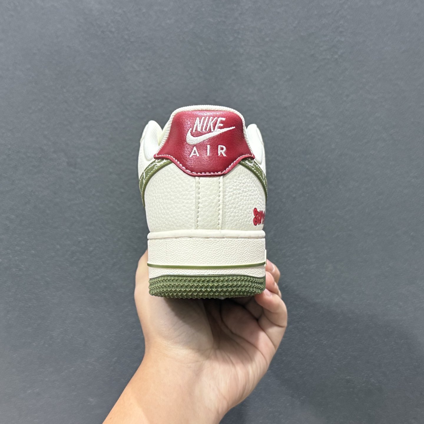 Nike Air Force 1 '07 Low “Supreme联名——米红织标绿勾”空军一号 低帮 运动鞋 QW5606-273