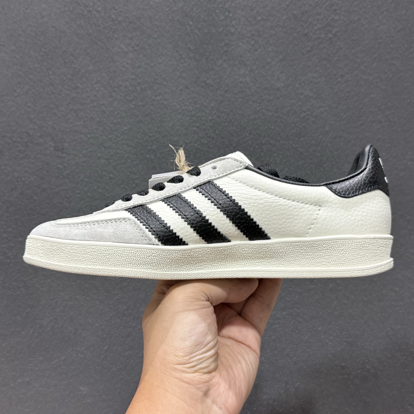 AdidOriginals Gazelle Indoor DD6613 三叶草复古休闲防滑耐磨低帮板鞋