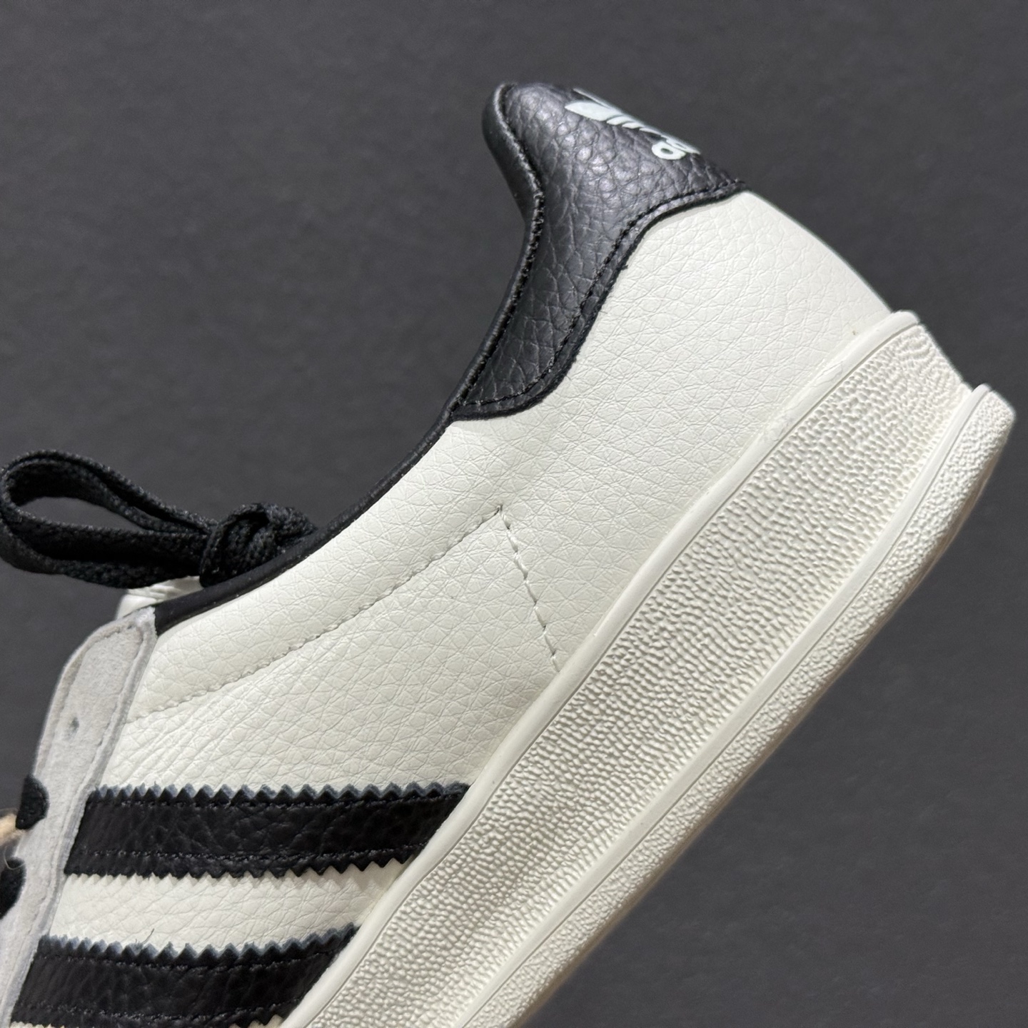 AdidOriginals Gazelle Indoor DD6613 三叶草复古休闲防滑耐磨低帮板鞋