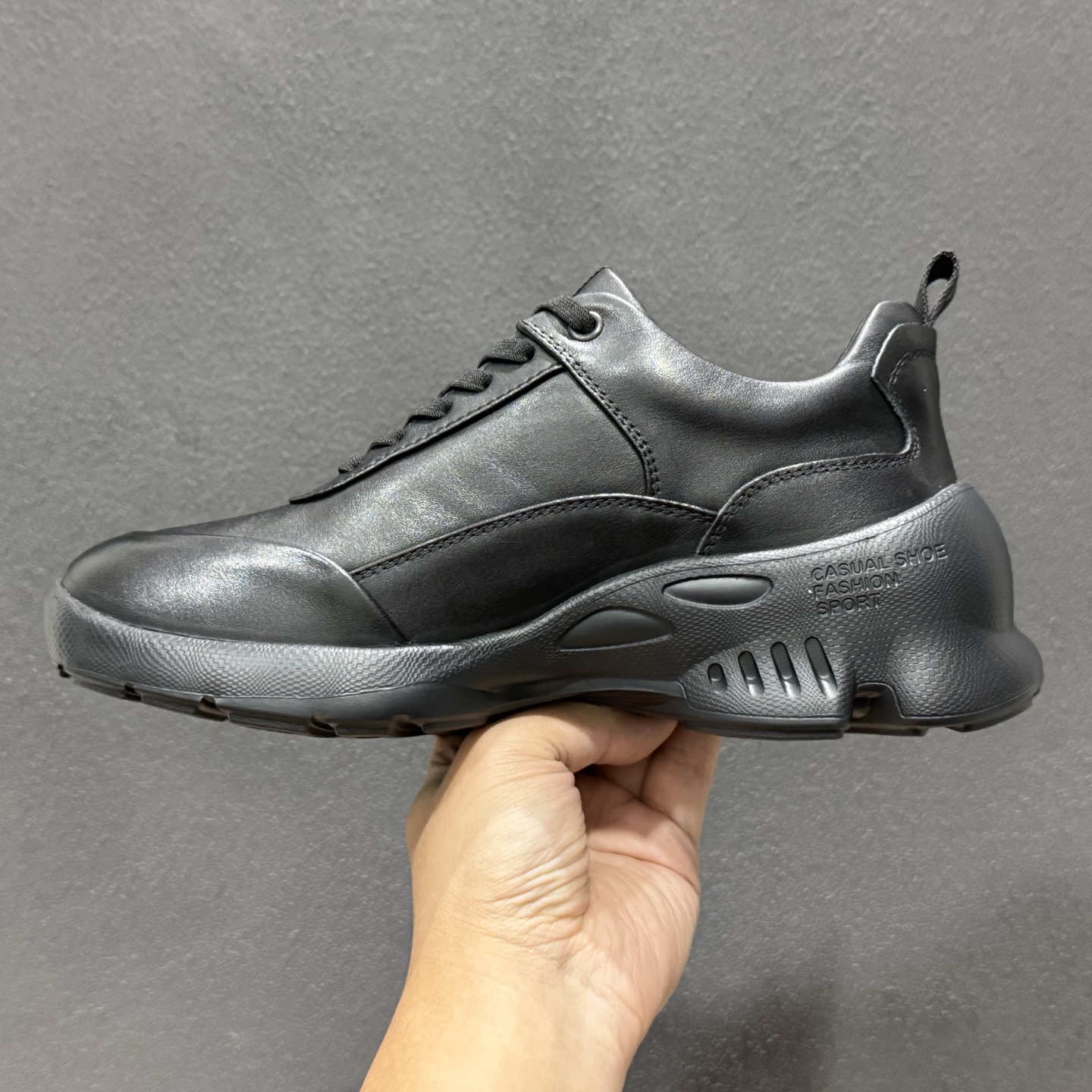 ECCO爱步运动鞋男透气轻便防滑缓震牛皮跑鞋健步BIOMC系列全新品质 ECCO爱步运动鞋男透气轻便防滑缓震牛皮跑鞋健步BIOMC系列全新品质