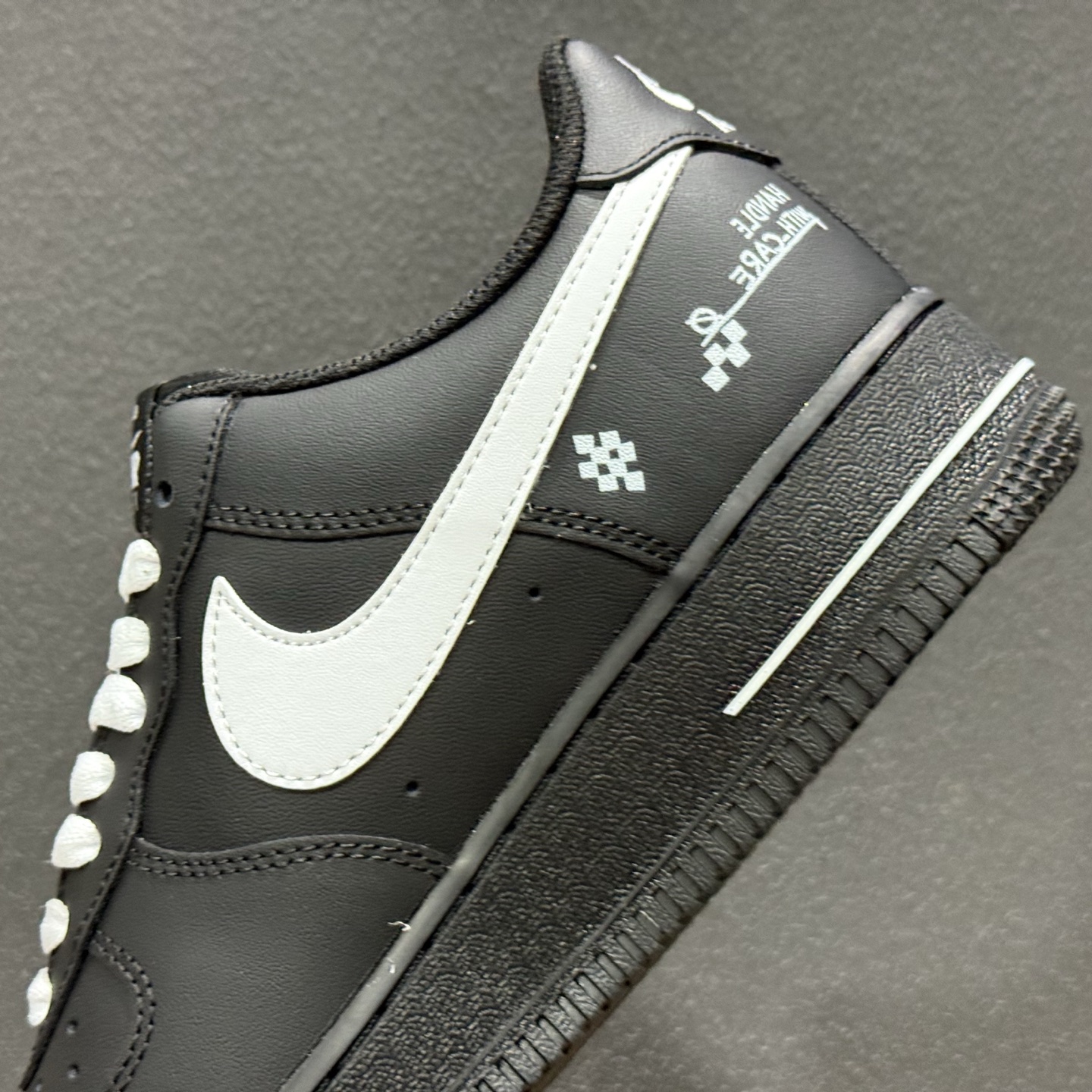 爆款定制 二次元主题 Nike Air Force 1 Low’07 印花集 空军一号低帮休闲板鞋 ZH0316-149