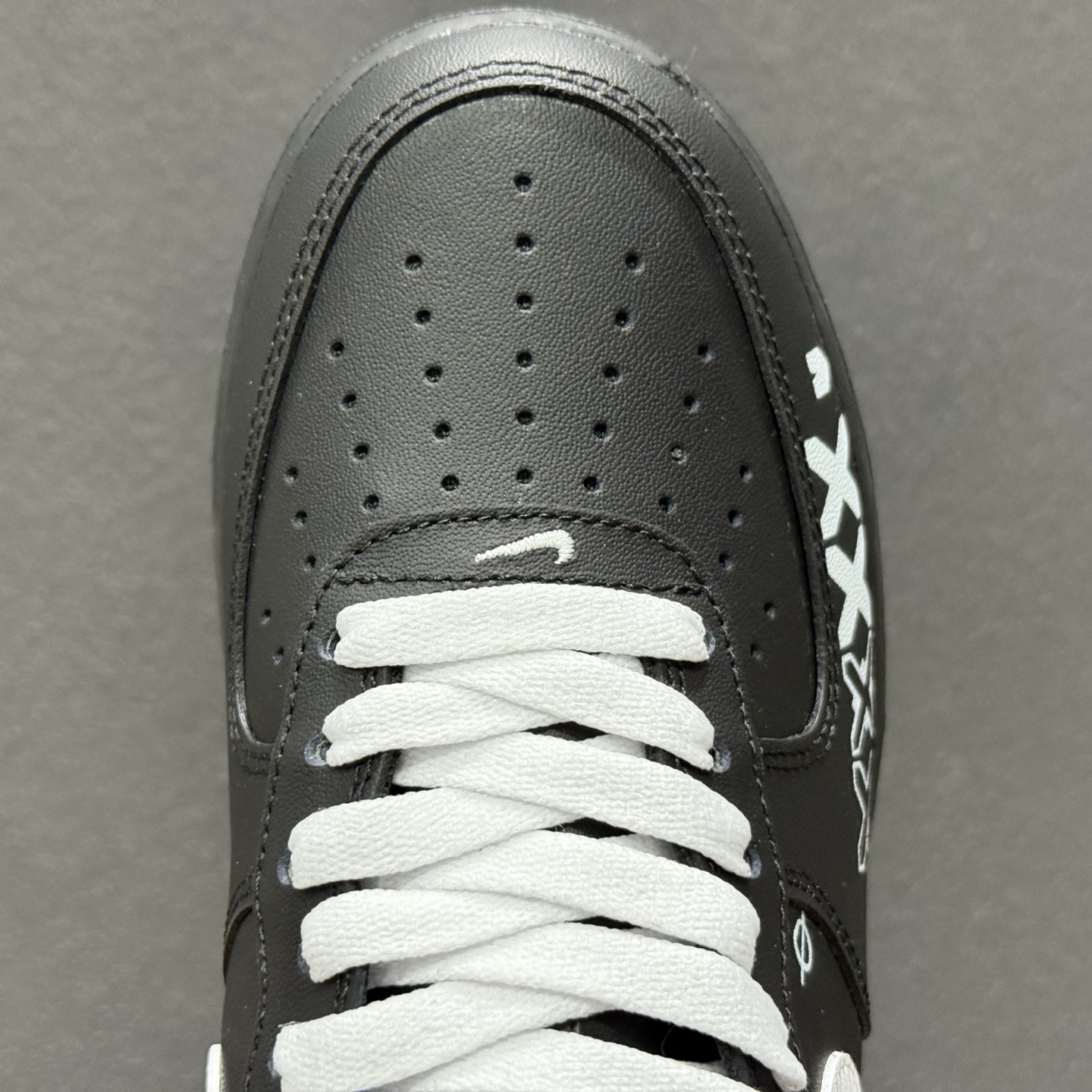 爆款定制 二次元主题 Nike Air Force 1 Low’07 印花集 空军一号低帮休闲板鞋 ZH0316-149