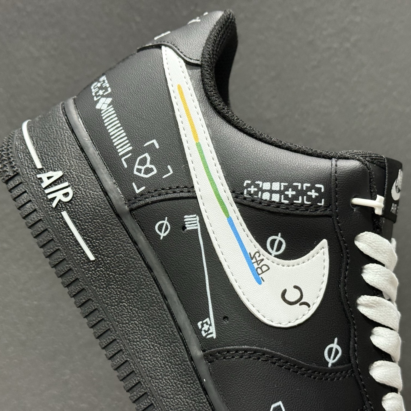 爆款定制 二次元主题 Nike Air Force 1 Low’07 印花集 空军一号低帮休闲板鞋 ZH0316-149