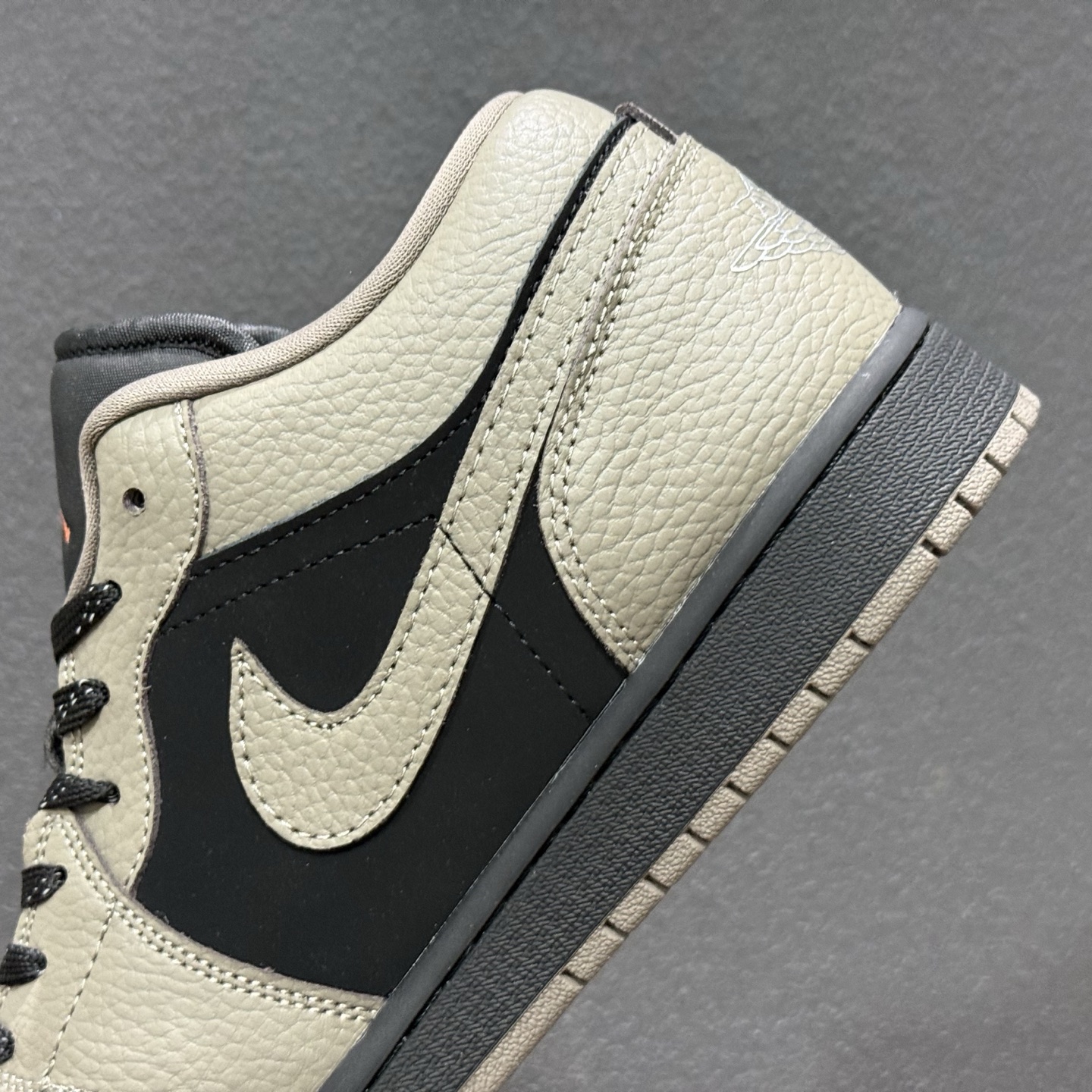 Air Jordan 1 Low ”Obsidian” AJ1乔1低帮文化篮球鞋 IB7109-005 Air Jordan 1 Low ”Obsidian” AJ1乔1低帮文化篮球鞋 IB7109-005