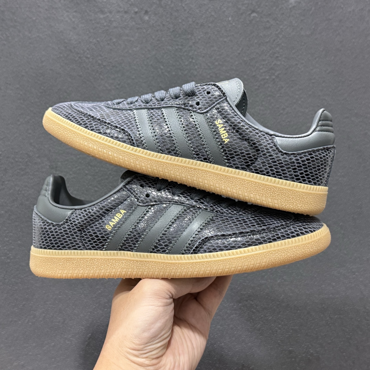 AdidSamba JQ3532 126261 阿迪三叶草休闲板鞋