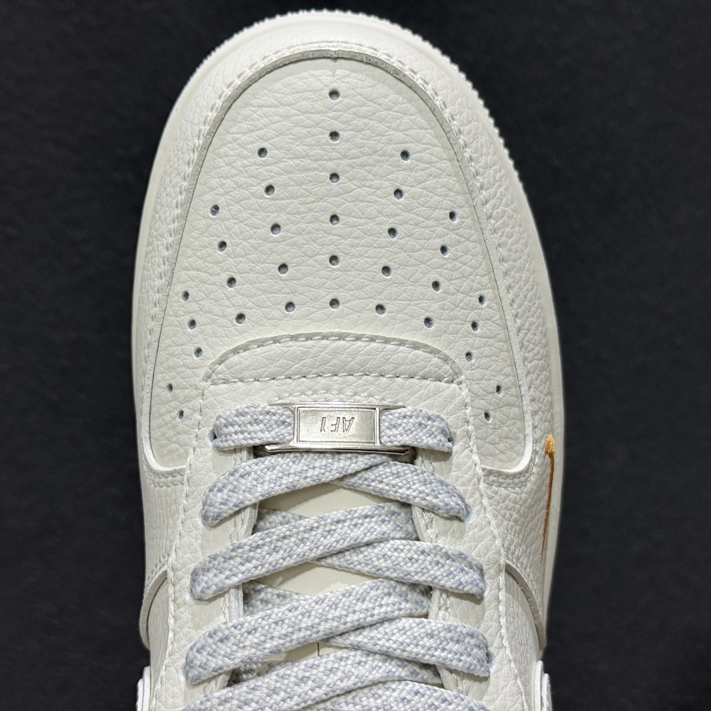 NIke Air Force 1 ‘07 Low 联名款 空军一号低帮 运动鞋 休闲鞋 CS5288-058 NIke Air Force 1 ‘07 Low 联名款 空军一号低帮 运动鞋 休闲鞋 CS5288-058