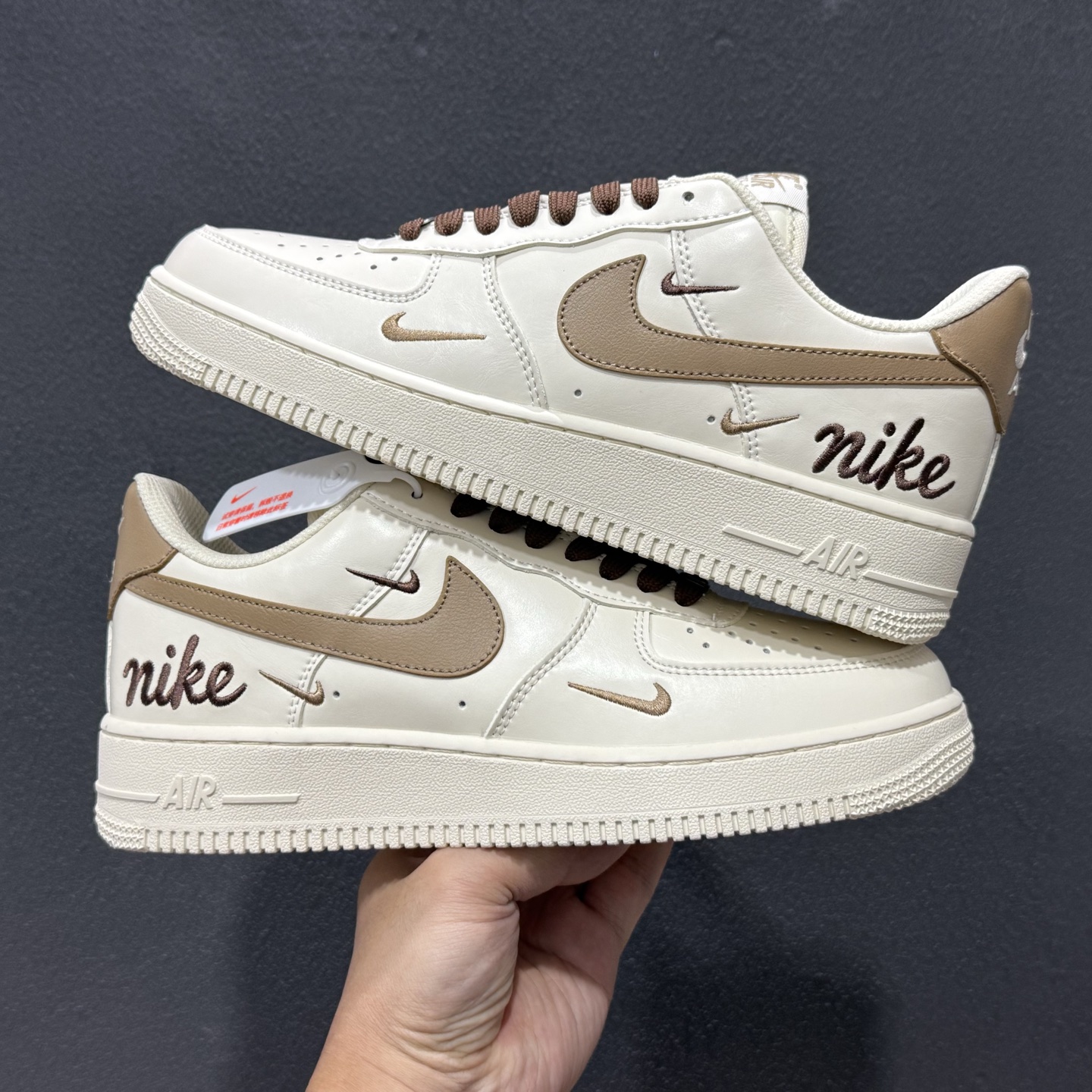 NIke Air Force 1 '07 Low 奶咖白棕三小勾 空军一号低帮 运动鞋 NH0601-584