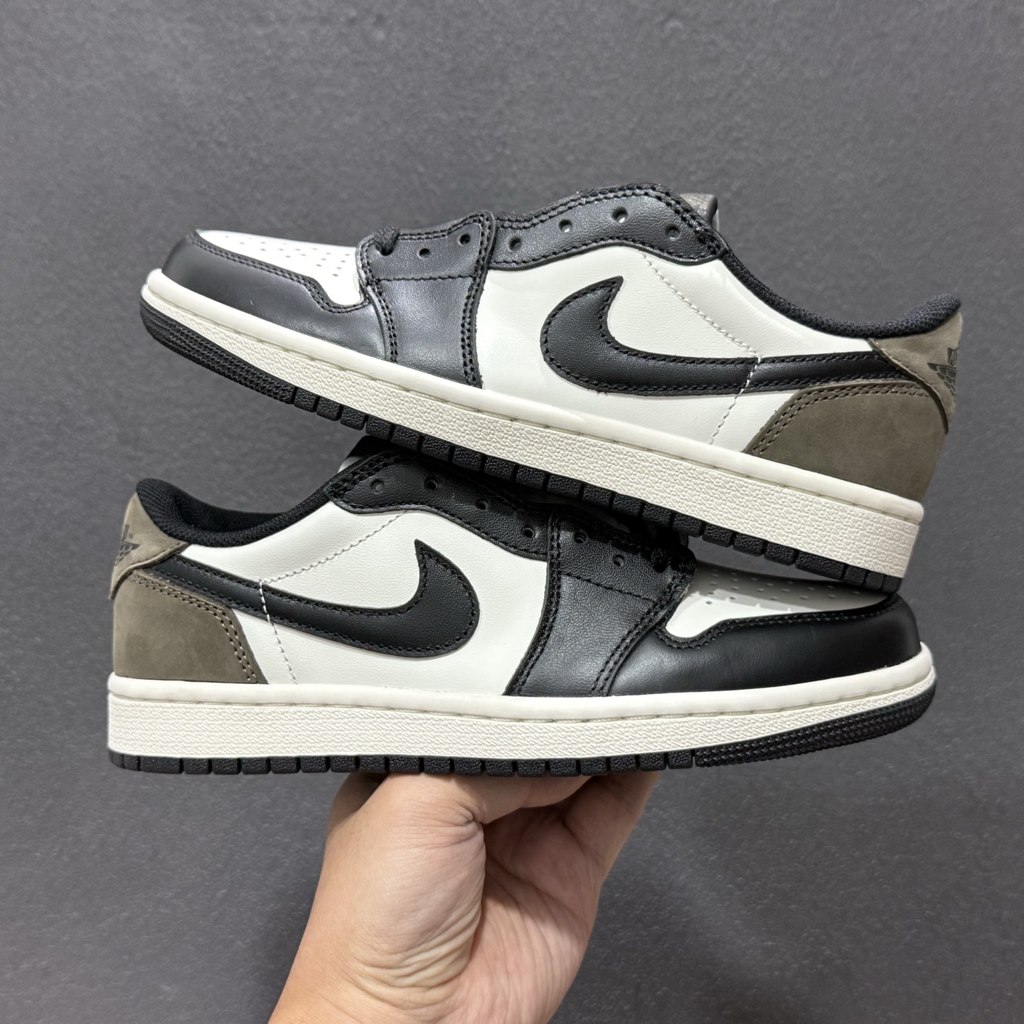 Jordan Air Jordan 1 Low “Obsidian” 耐磨透气 低帮 复古篮球鞋 男款 黑白蓝 CZ0790-102