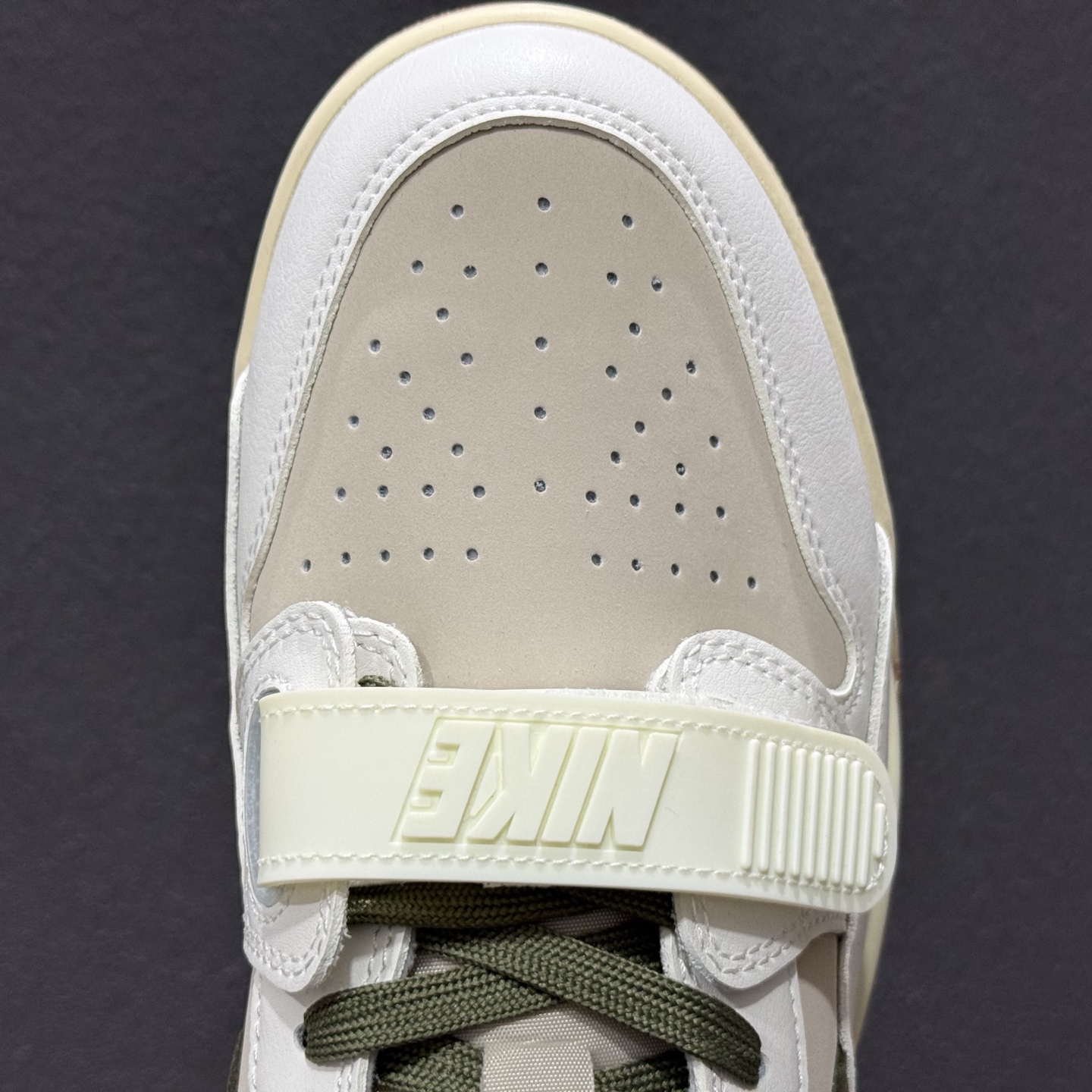 TAir Jordan Legacy 312 Low IB8856-121