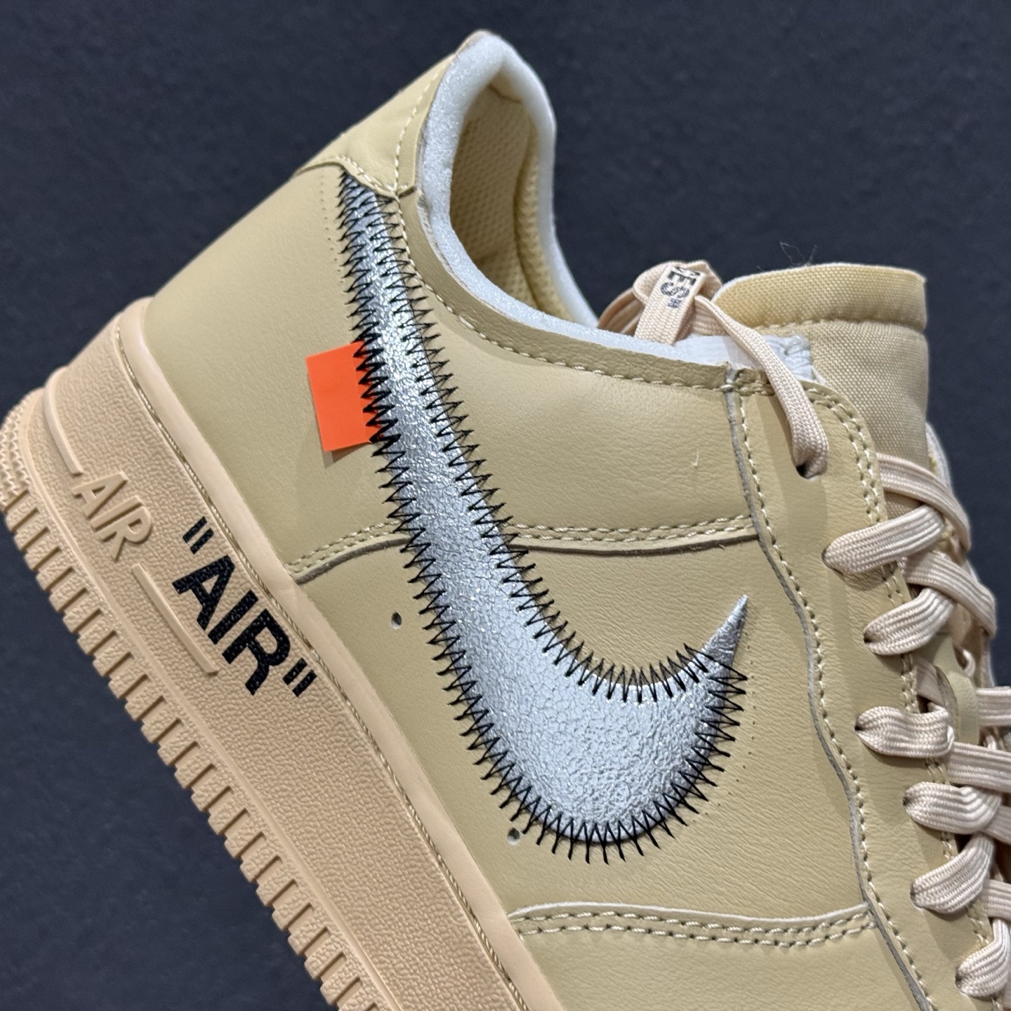 OFF-WHITExNikeAir Force1金色金色艺术馆S2纯原生产线