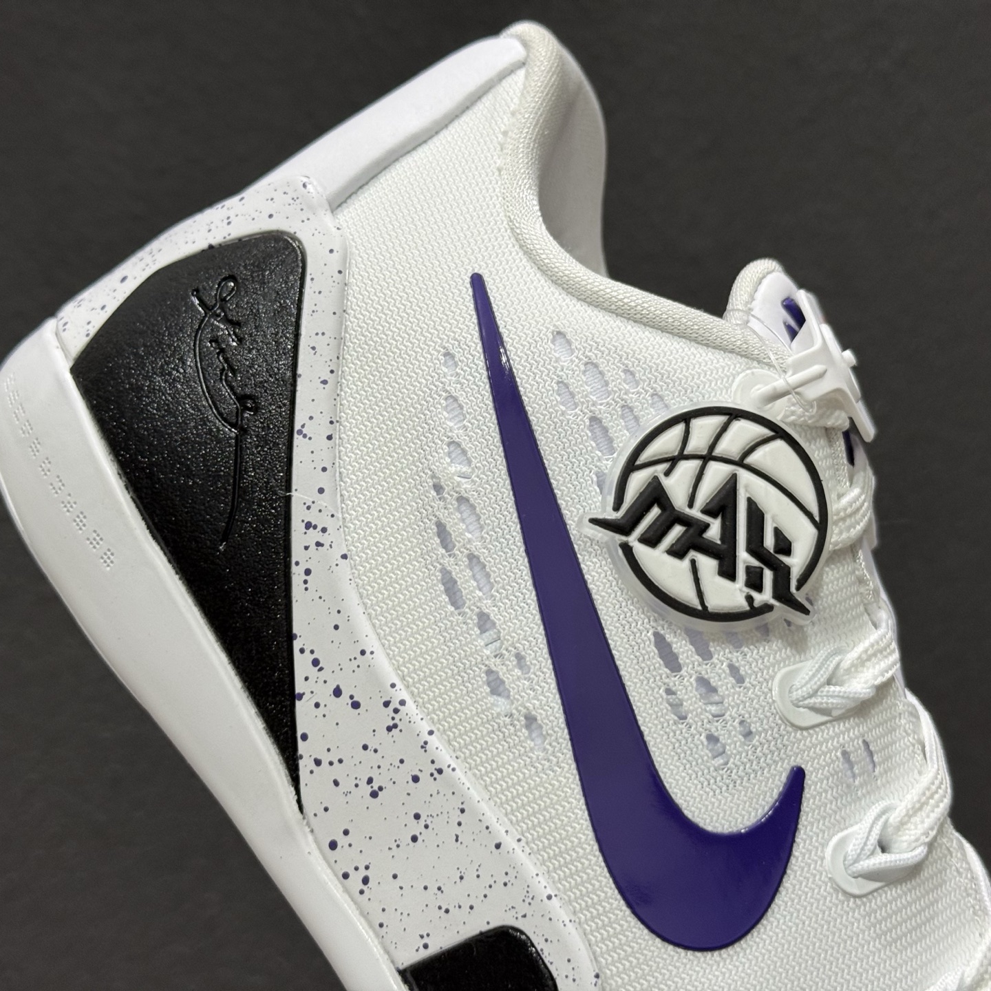 纯原 NK Kobe 9 科比9 科九 实战篮球鞋 IH1401-100