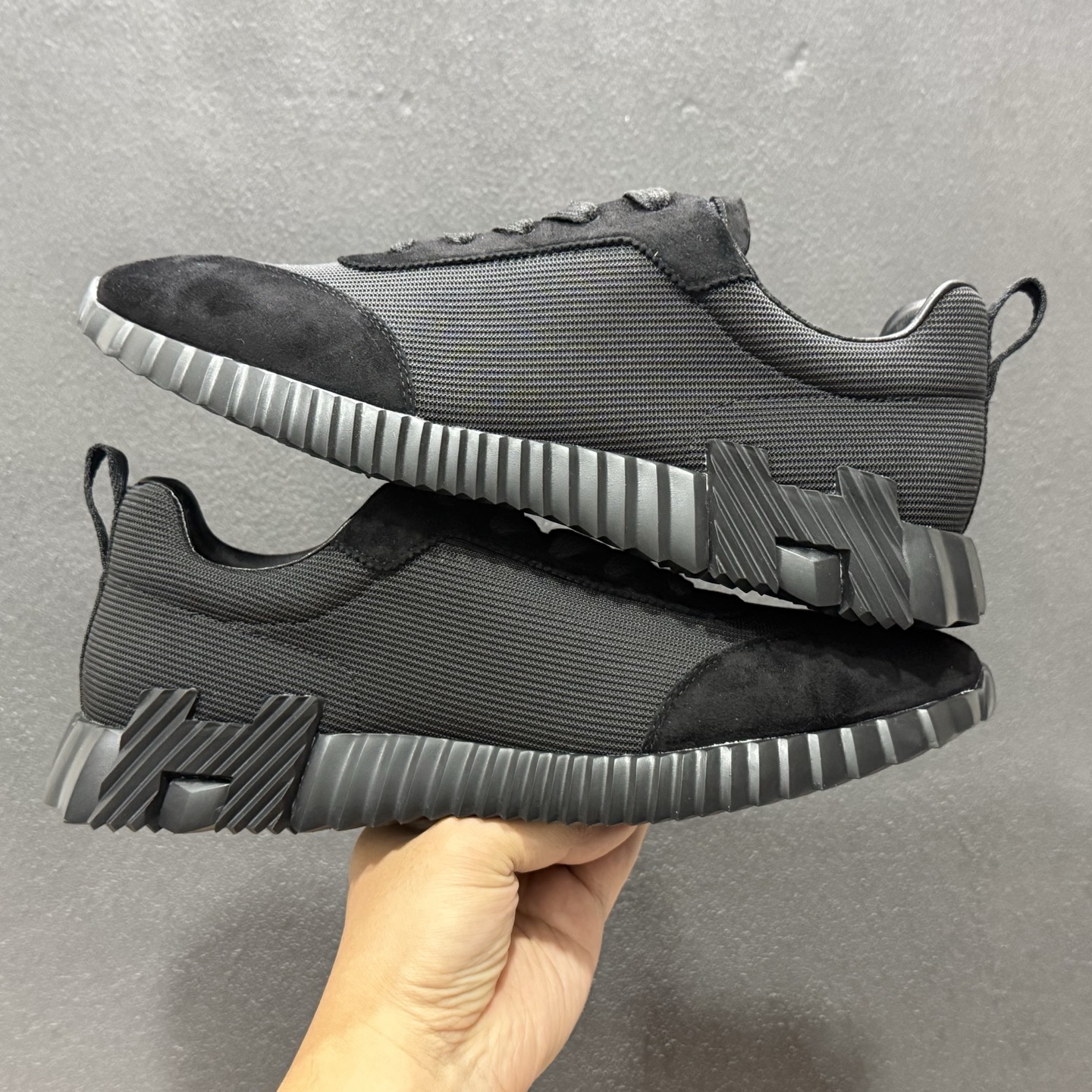 E2 HERMES爱马仕 Bouncing 网布 羊皮 舒适轻便 系带圆头 低帮 生活休闲鞋 8261