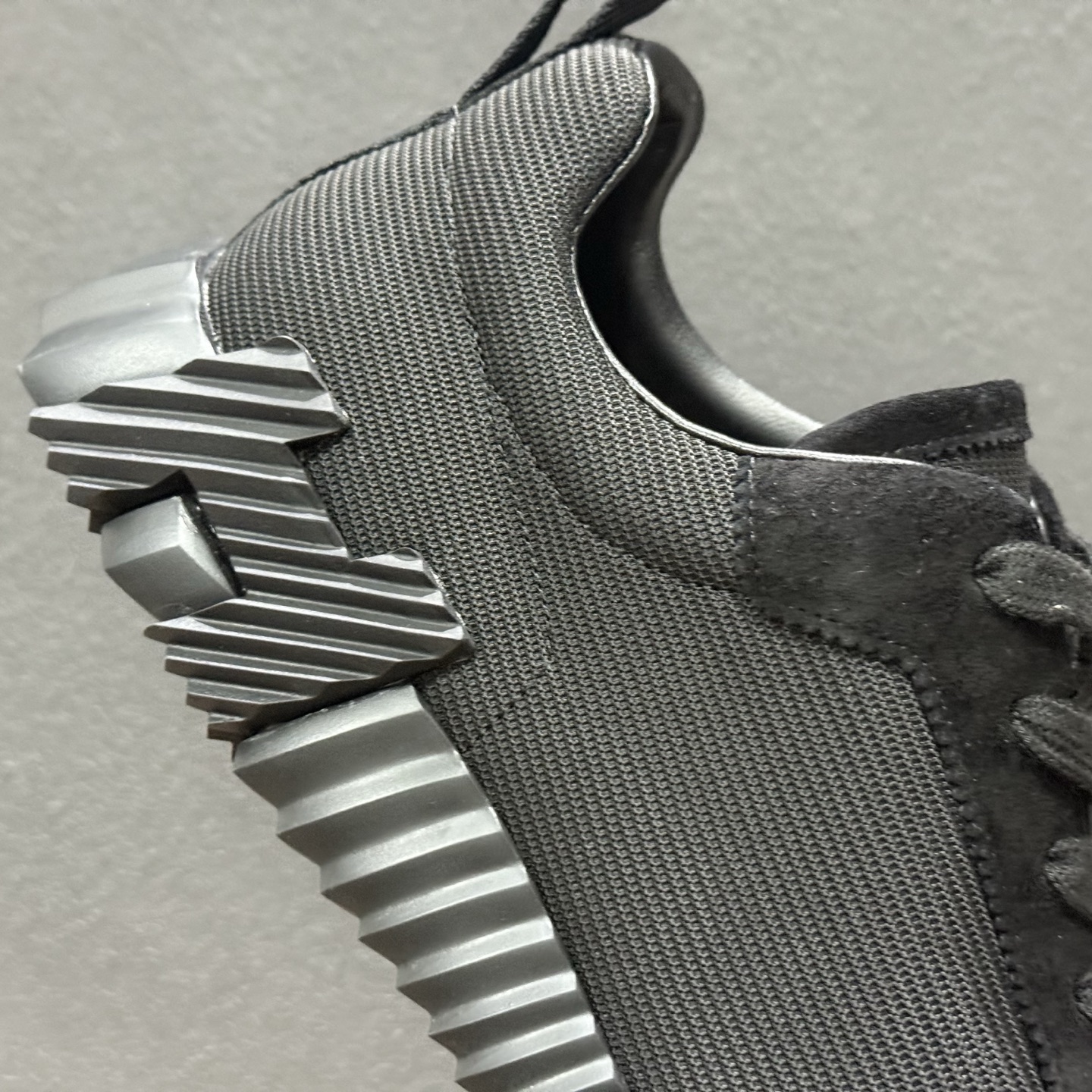 E2 HERMES爱马仕 Bouncing 网布 羊皮 舒适轻便 系带圆头 低帮 生活休闲鞋 8261