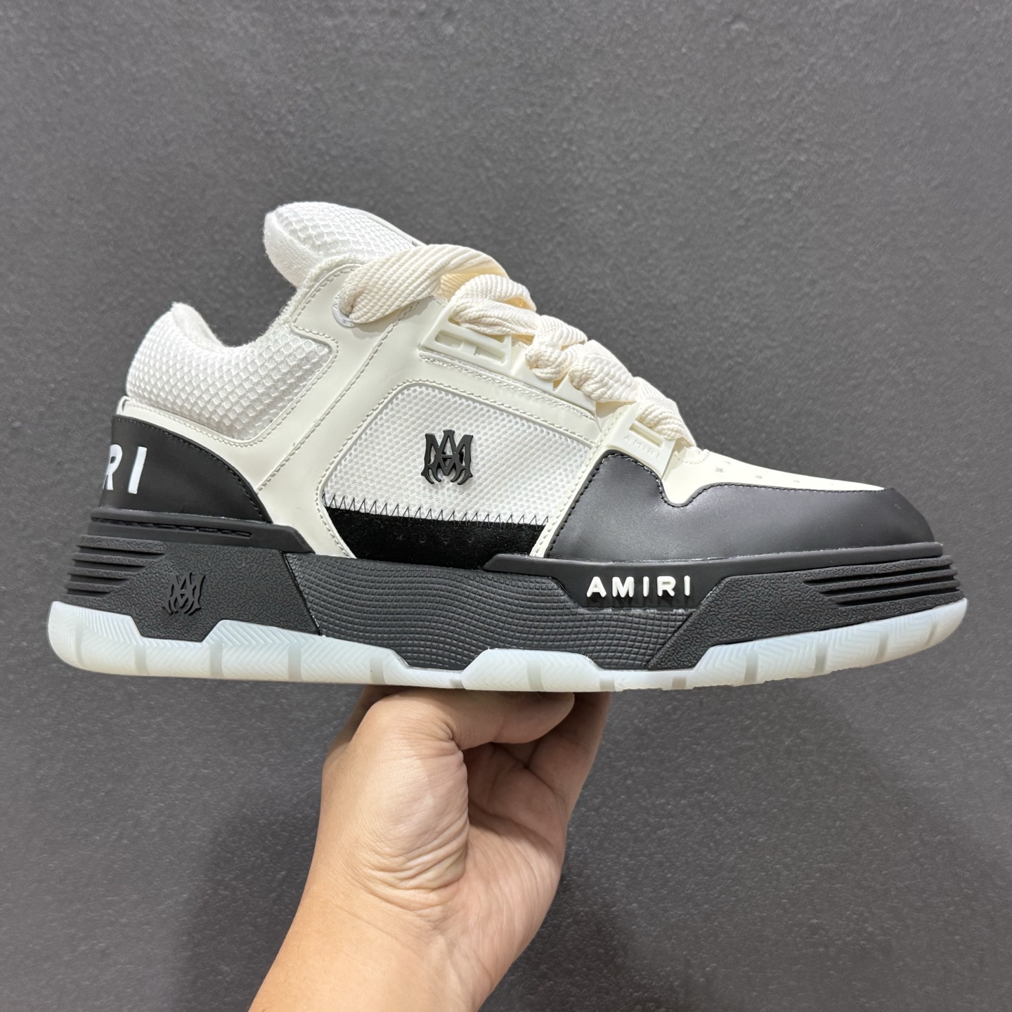 Amiri 埃米尔2MA-1 情侣款面包鞋 1217171 Amiri 埃米尔2MA-1 情侣款面包鞋 1217171