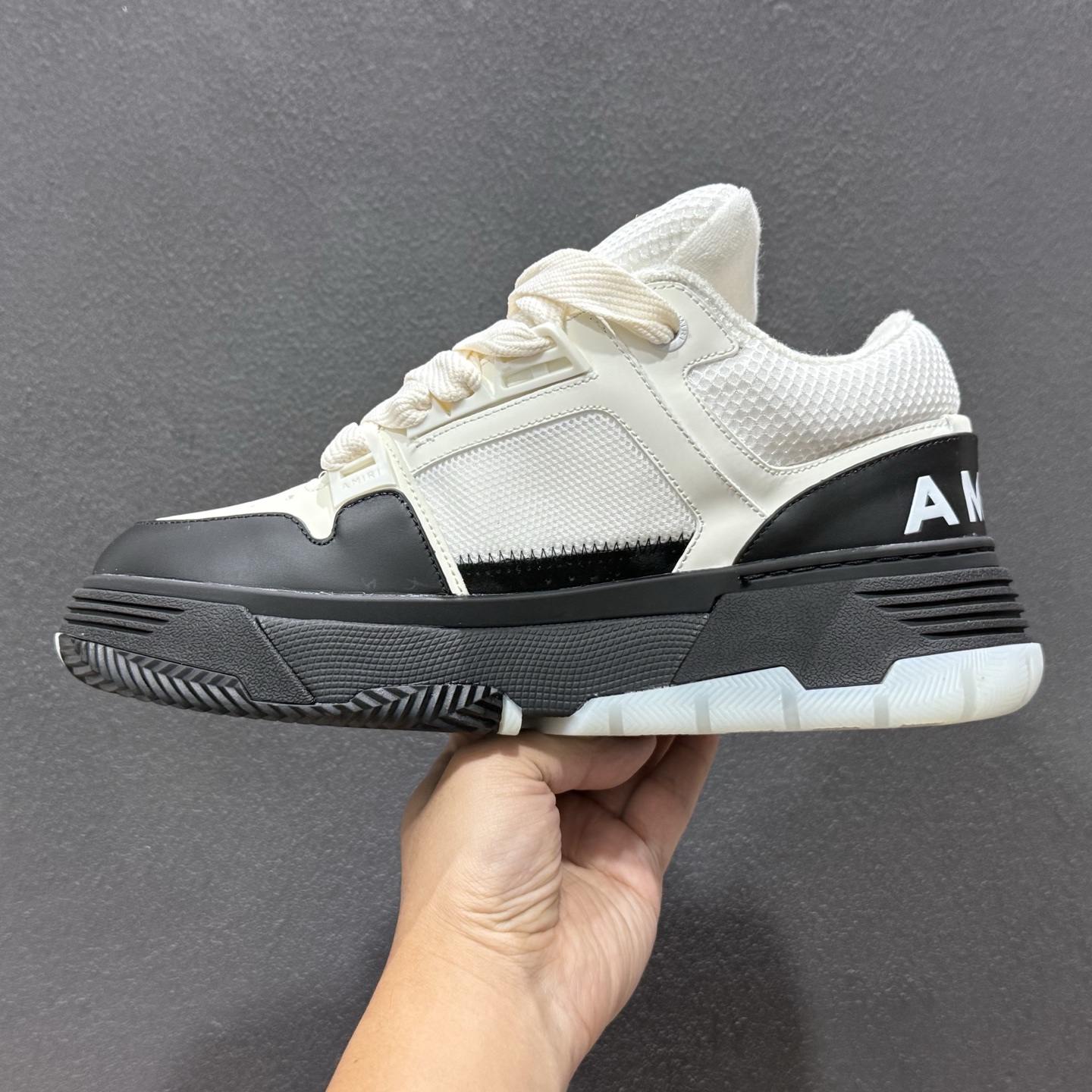 Amiri 埃米尔2MA-1 情侣款面包鞋 1217171 Amiri 埃米尔2MA-1 情侣款面包鞋 1217171