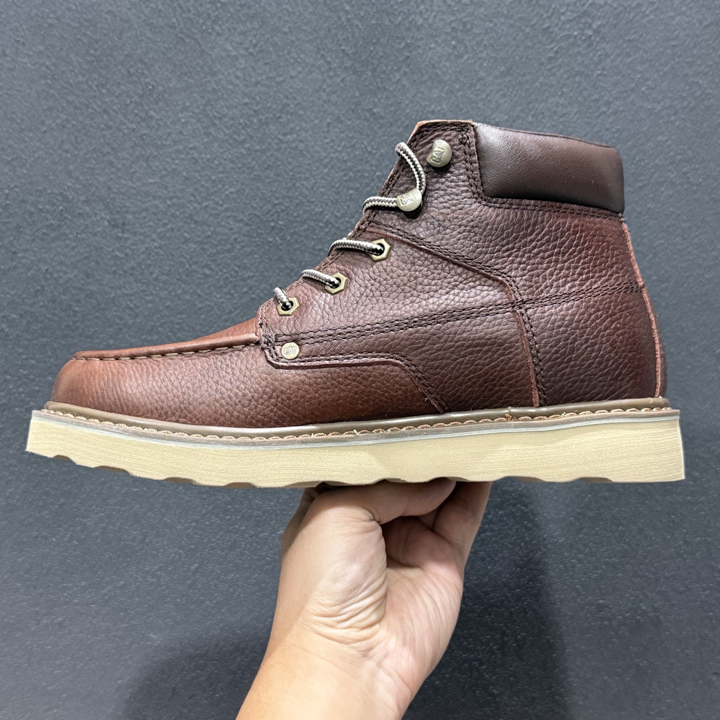 天猫同款CAT/卡特723600户外工装轻底中帮休闲马丁靴系列