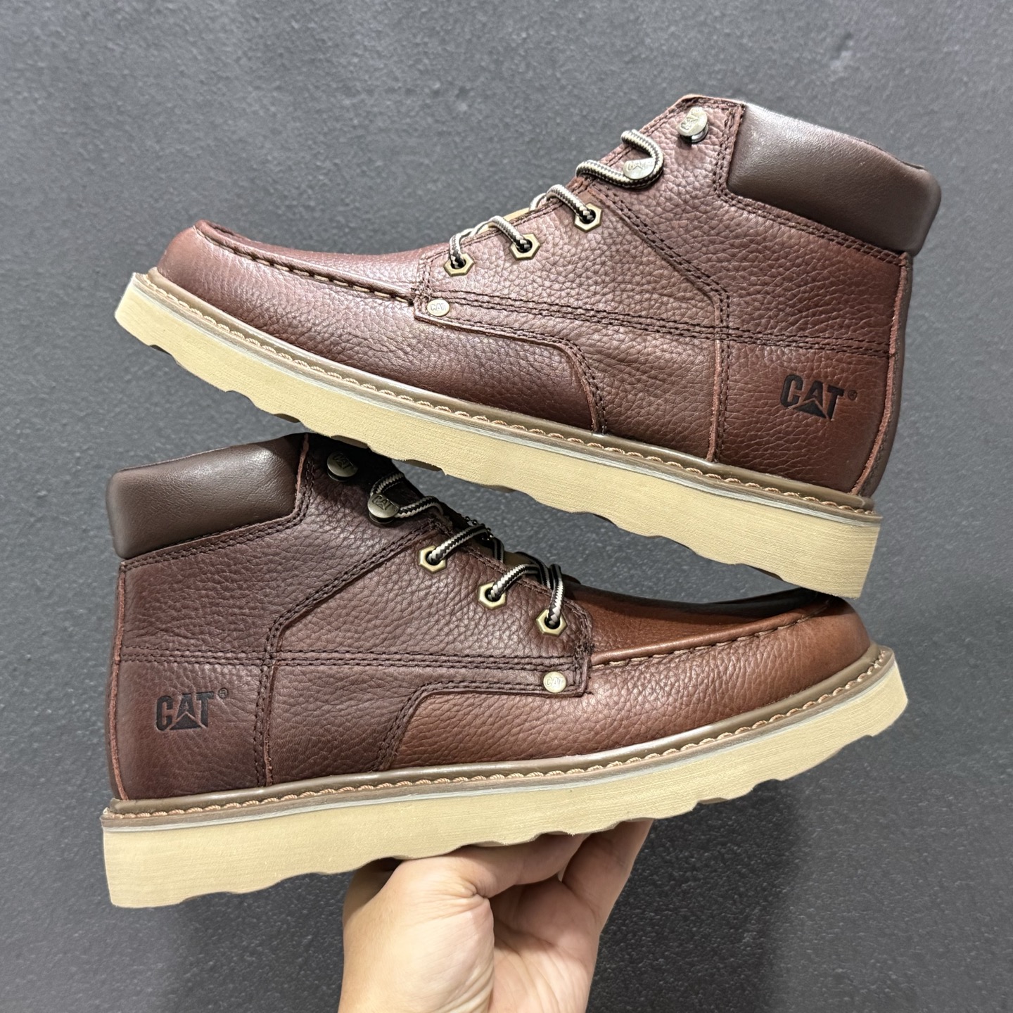 天猫同款CAT/卡特723600户外工装轻底中帮休闲马丁靴系列