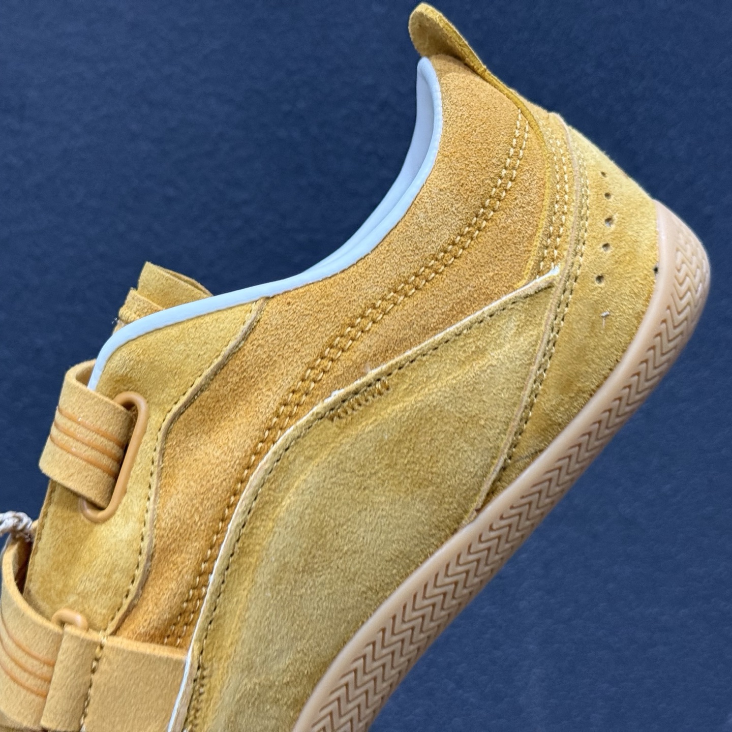 AD 阿迪 Urban Reverie 绑带 复古休闲鞋 KJ4036-126