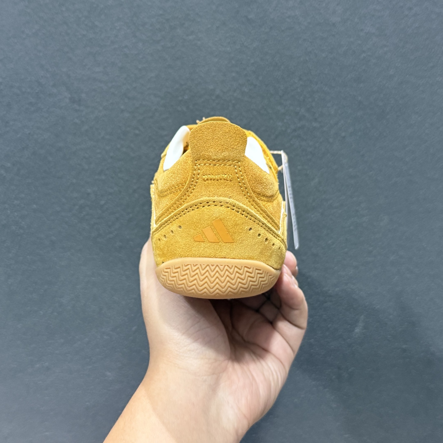 AD 阿迪 Urban Reverie 绑带 复古休闲鞋 KJ4036-126