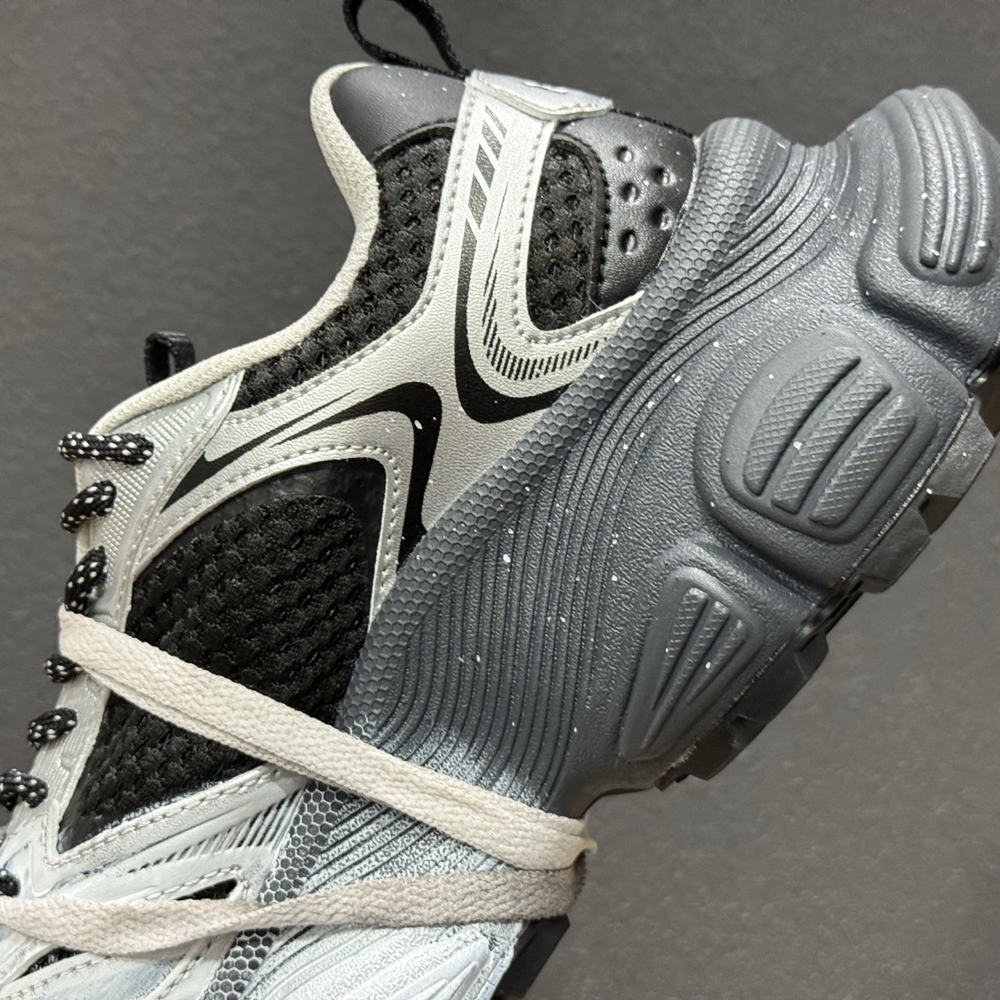 MLB NY 印花网红老爹跑鞋 手工定定制涂鸦恶作剧 3ASHWD15N2581