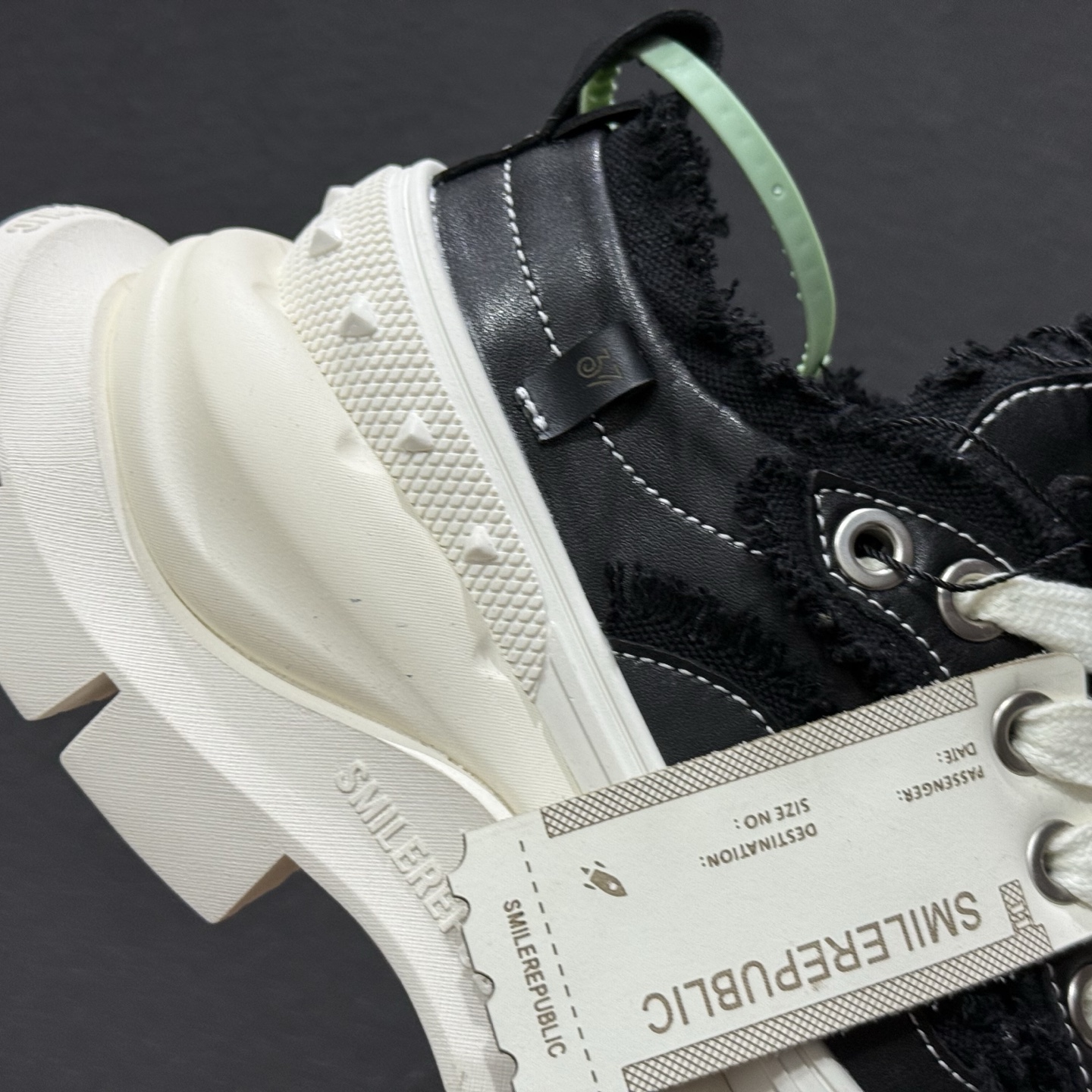 25s早春最新款SMILEREPUBLIC 三周年 檀健次老爹鞋2.0系列 Sr202301060012631 25s早春最新款SMILEREPUBLIC 三周年 檀健次老爹鞋2.0系列 Sr202301060012631