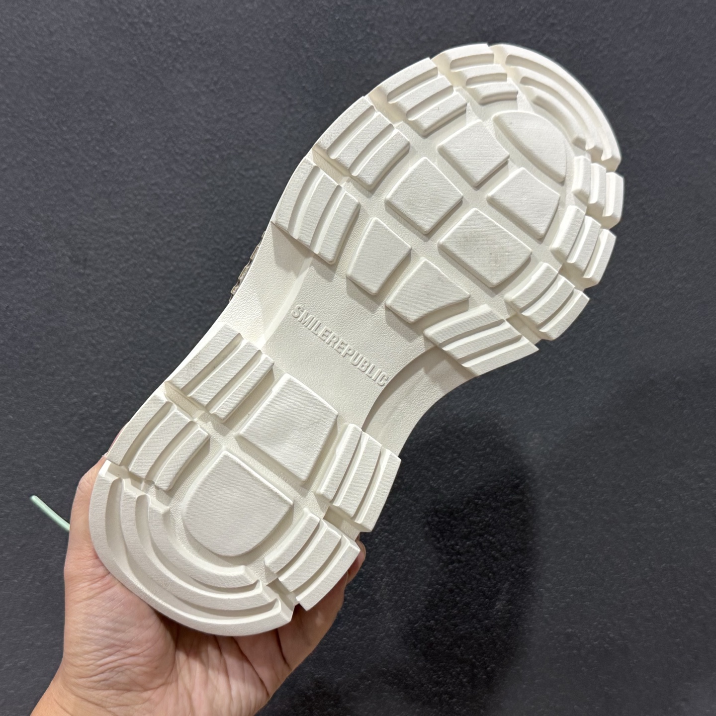 25s早春最新款SMILEREPUBLIC 三周年 檀健次老爹鞋2.0系列 Sr202301060012631 25s早春最新款SMILEREPUBLIC 三周年 檀健次老爹鞋2.0系列 Sr202301060012631