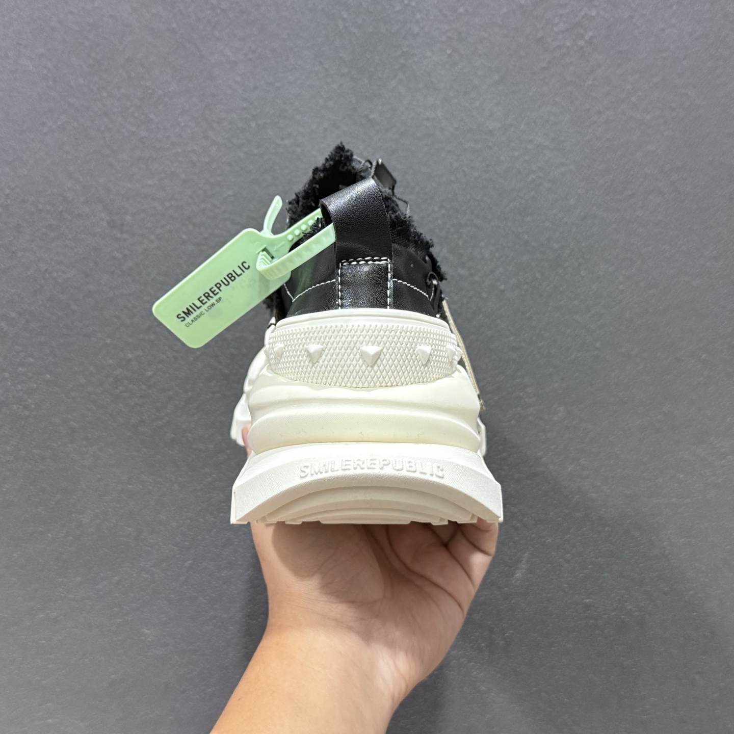 25s早春最新款SMILEREPUBLIC 三周年 檀健次老爹鞋2.0系列 Sr202301060012631 25s早春最新款SMILEREPUBLIC 三周年 檀健次老爹鞋2.0系列 Sr202301060012631