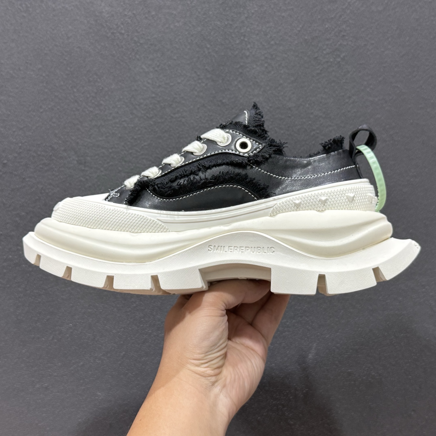 25s早春最新款SMILEREPUBLIC 三周年 檀健次老爹鞋2.0系列 Sr202301060012631 25s早春最新款SMILEREPUBLIC 三周年 檀健次老爹鞋2.0系列 Sr202301060012631