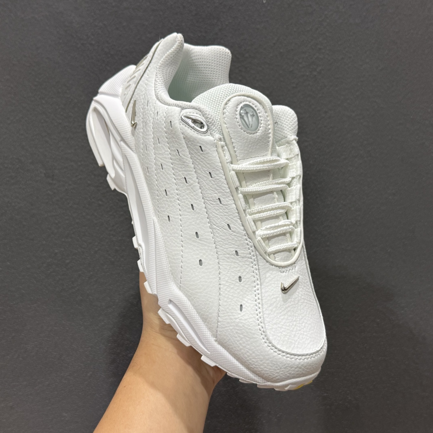 耐克 NIKE HStep Air Terra/NOCTA 男女士运动鞋气垫缓震篮球鞋 DH4692-100 耐克 NIKE HStep Air Terra/NOCTA 男女士运动鞋气垫缓震篮球鞋 DH4692-100