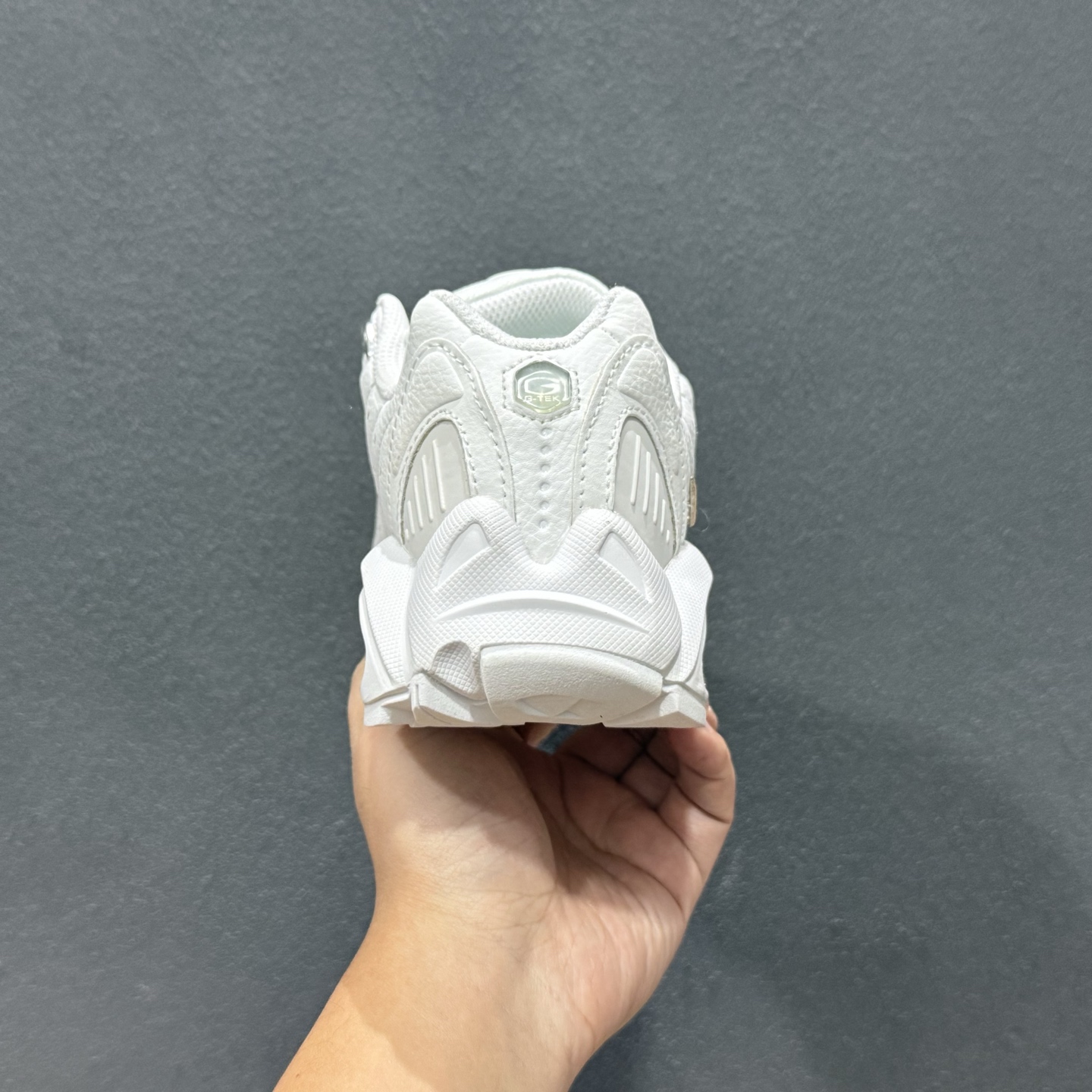 耐克 NIKE HStep Air Terra/NOCTA 男女士运动鞋气垫缓震篮球鞋 DH4692-100 耐克 NIKE HStep Air Terra/NOCTA 男女士运动鞋气垫缓震篮球鞋 DH4692-100