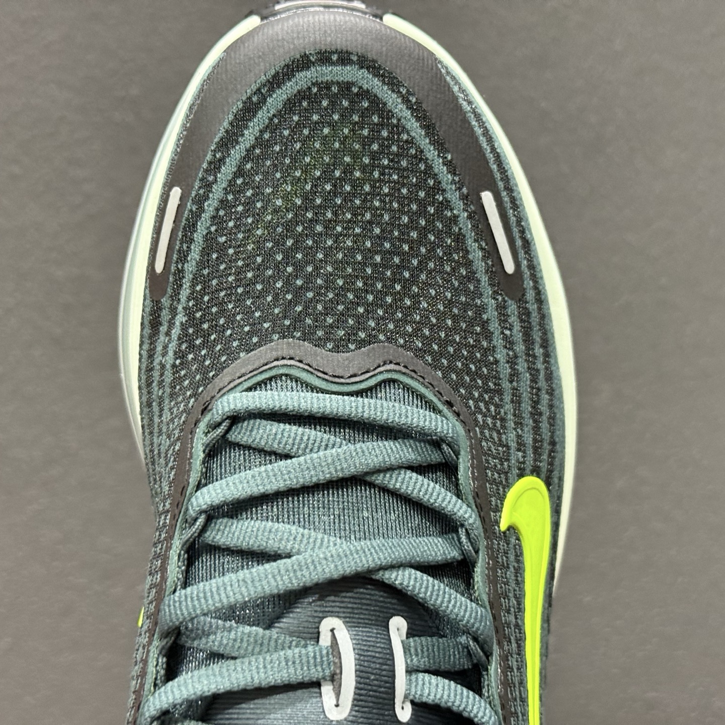 Nike Air Zoom Vomero Plus HV8150-300