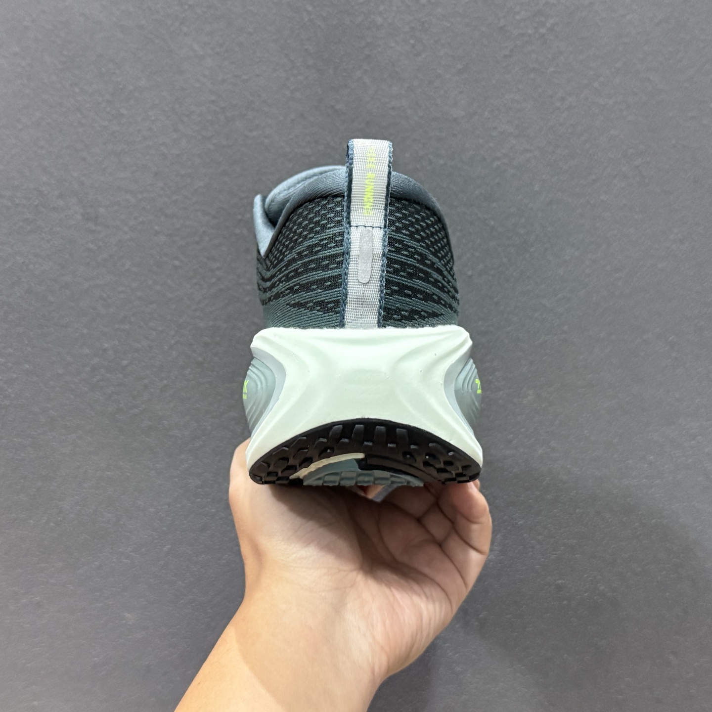 Nike Air Zoom Vomero Plus HV8150-300